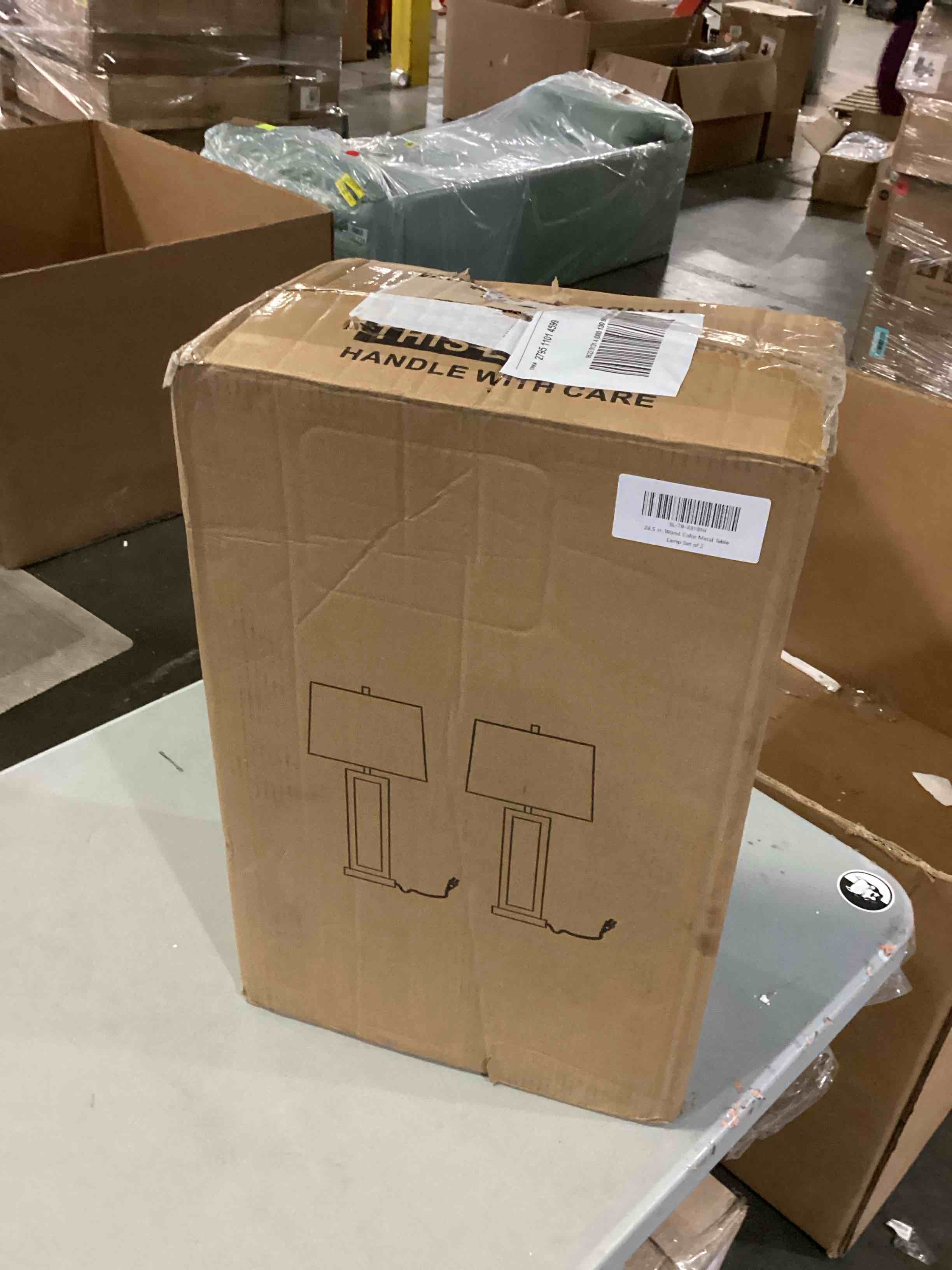 https://s3.amazonaws.com/lotting-images-prod/bidfta/BLU6845070_1728562471106.jpeg