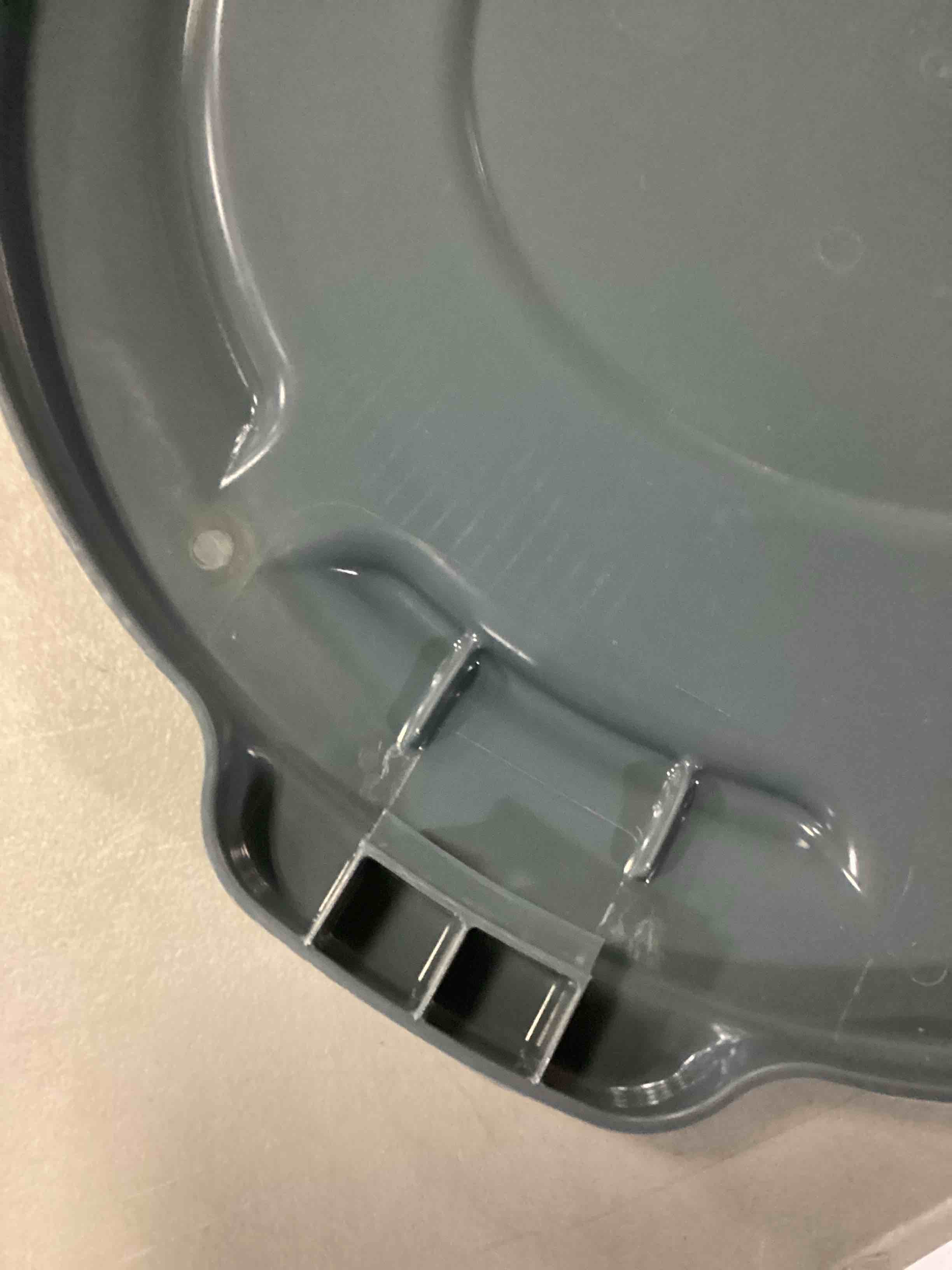 Rubbermaid Commercial Products FG261960GRAY Brute HeavyDuty Round