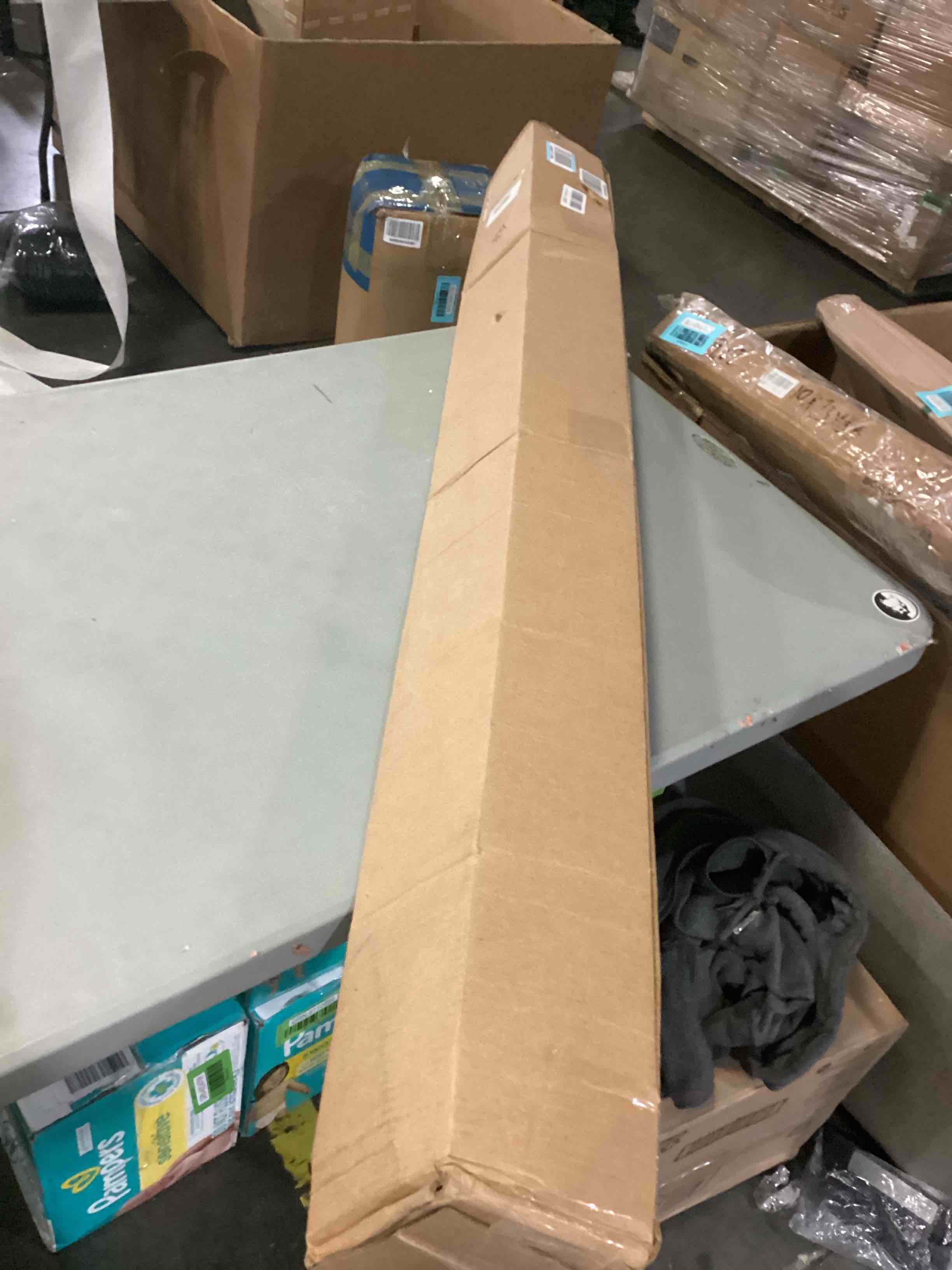 https://s3.amazonaws.com/lotting-images-prod/bidfta/BLU6845750_1729365257464.jpeg