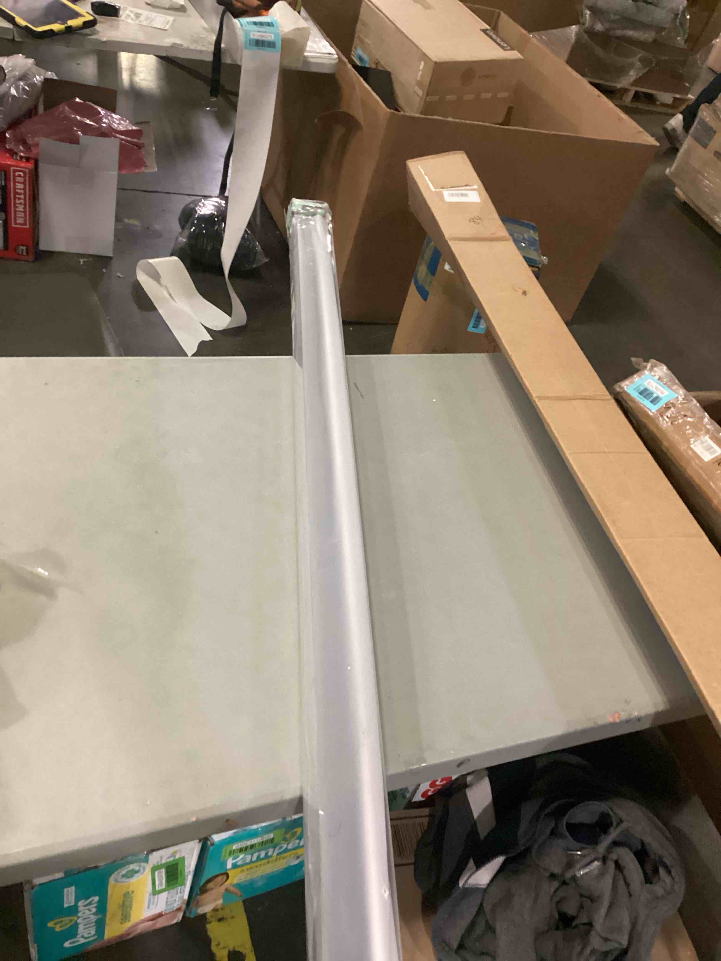 https://s3.amazonaws.com/lotting-images-prod/bidfta/BLU6845750_1729365289569.jpeg