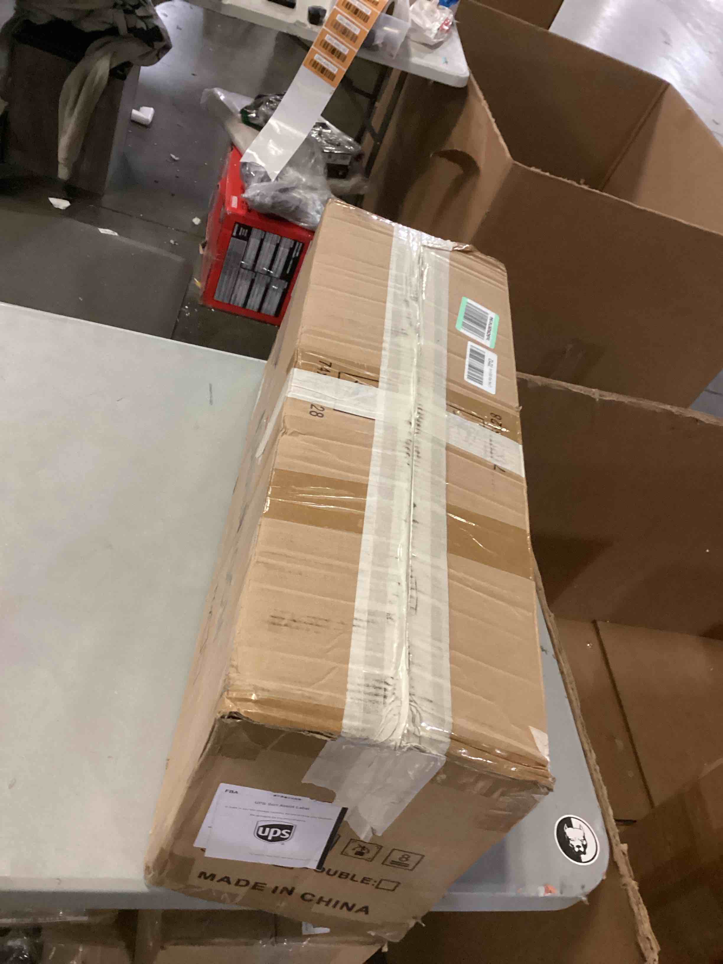 https://s3.amazonaws.com/lotting-images-prod/bidfta/BLU6846252_1730140117676.jpeg