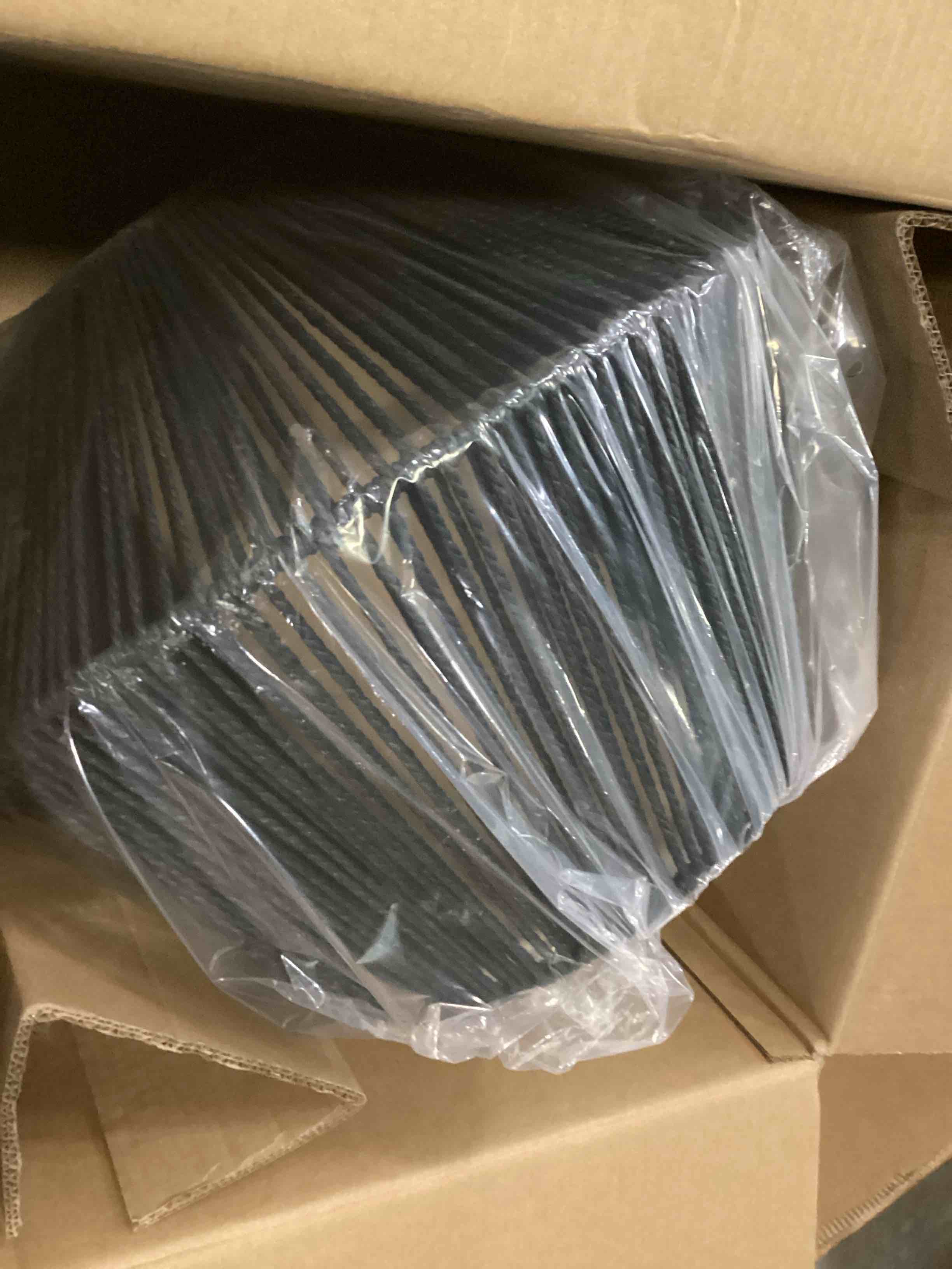 https://s3.amazonaws.com/lotting-images-prod/bidfta/BLU6846403_1730228062293.jpeg