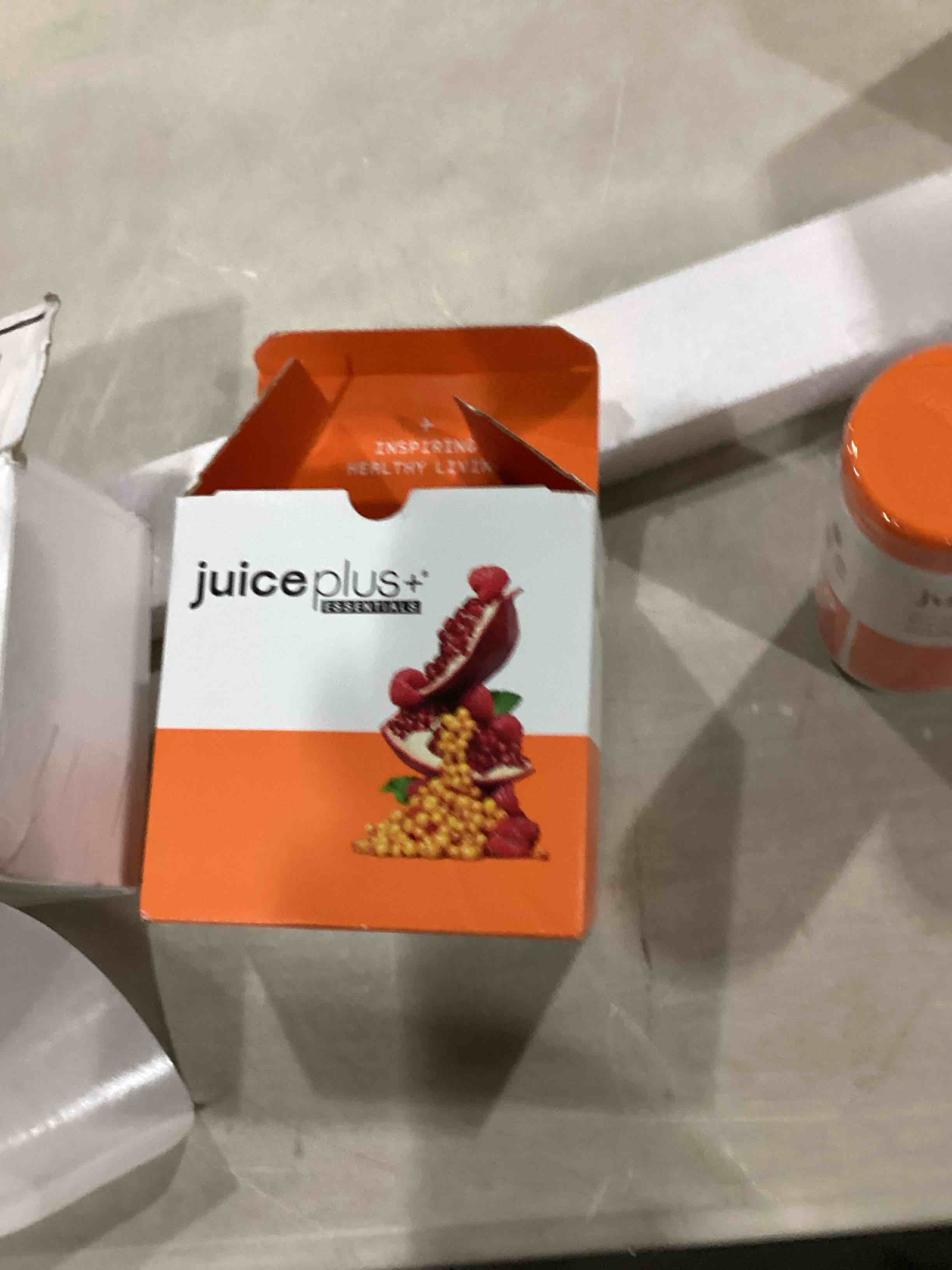 https://s3.amazonaws.com/lotting-images-prod/bidfta/BLU6846866_1728398129097.jpeg