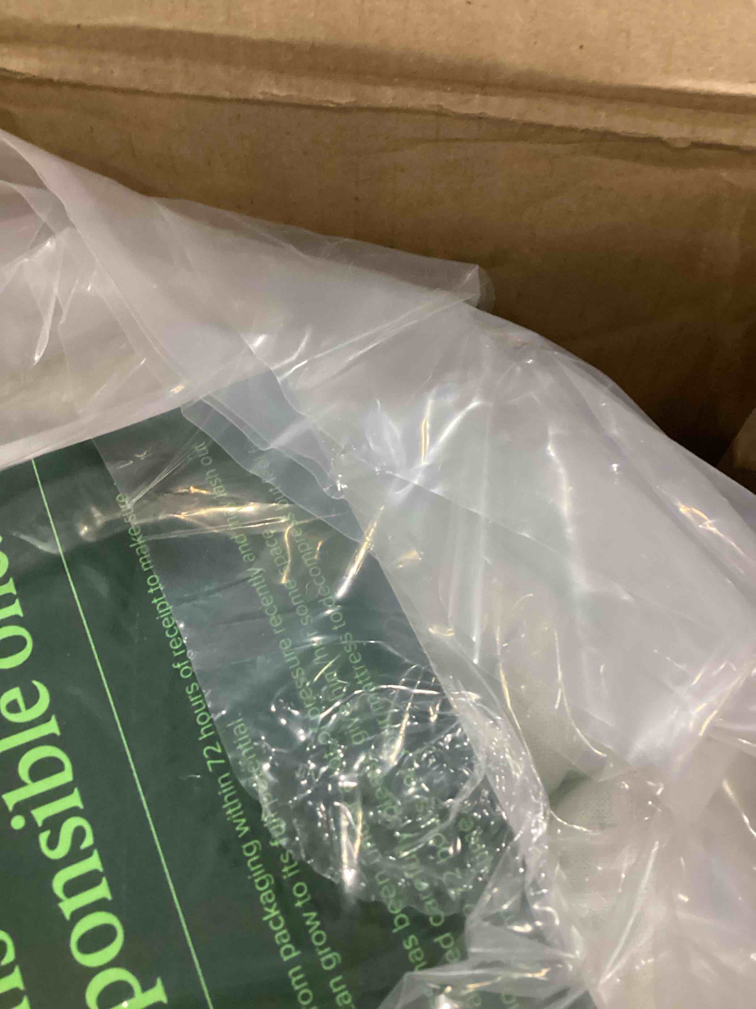 Zinus 8 Inch Green Tea Memory Foam Mattress [New Version], Fiberglass