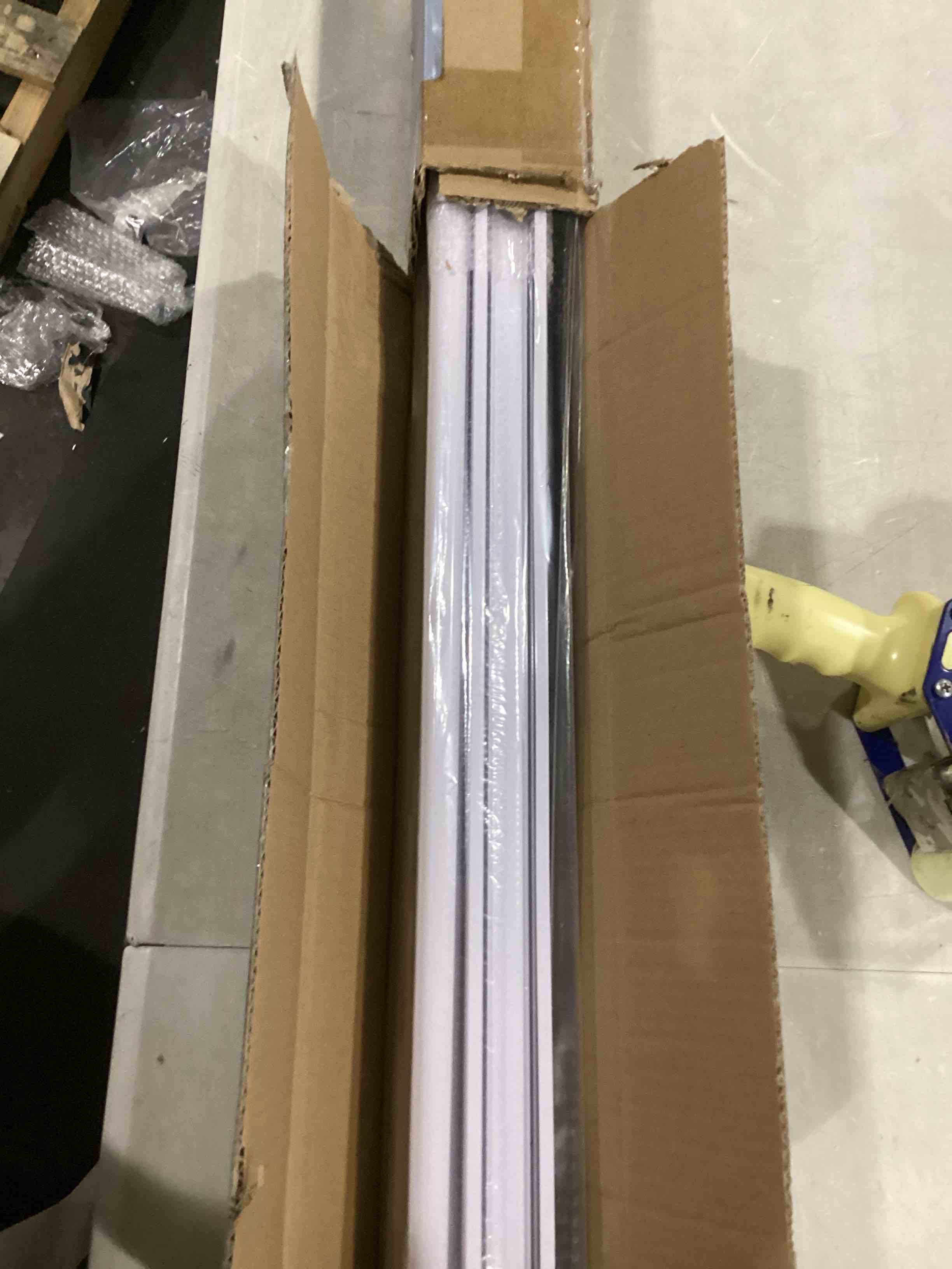 https://s3.amazonaws.com/lotting-images-prod/bidfta/BLU6847235_1728930145478.jpeg