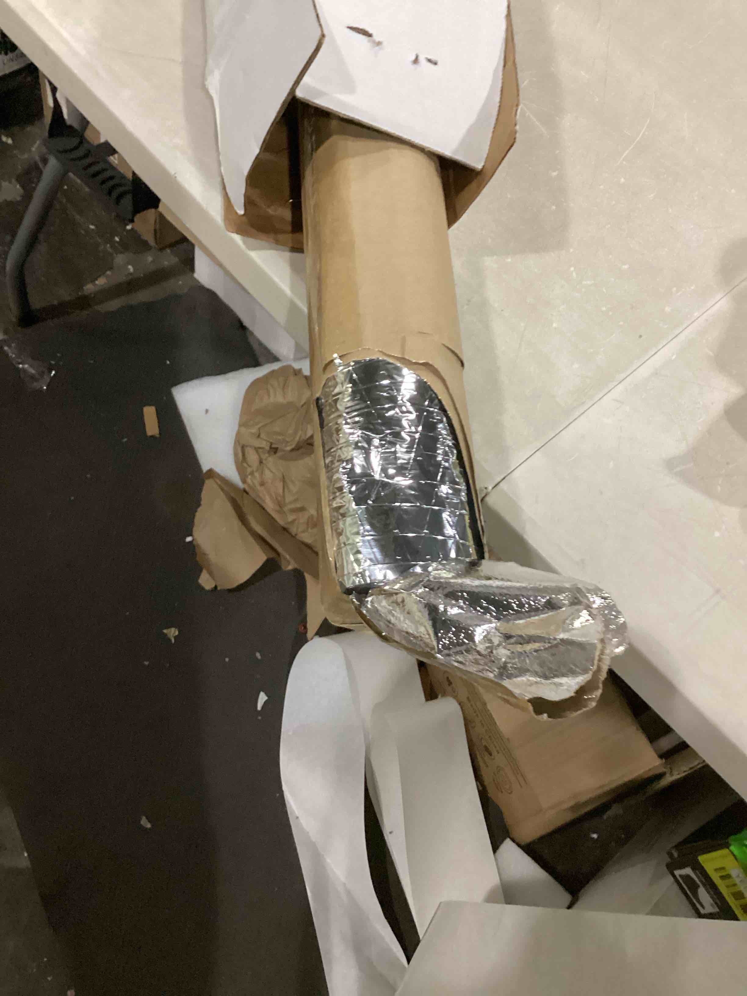 https://s3.amazonaws.com/lotting-images-prod/bidfta/BLU6847244_1728931650545.jpeg