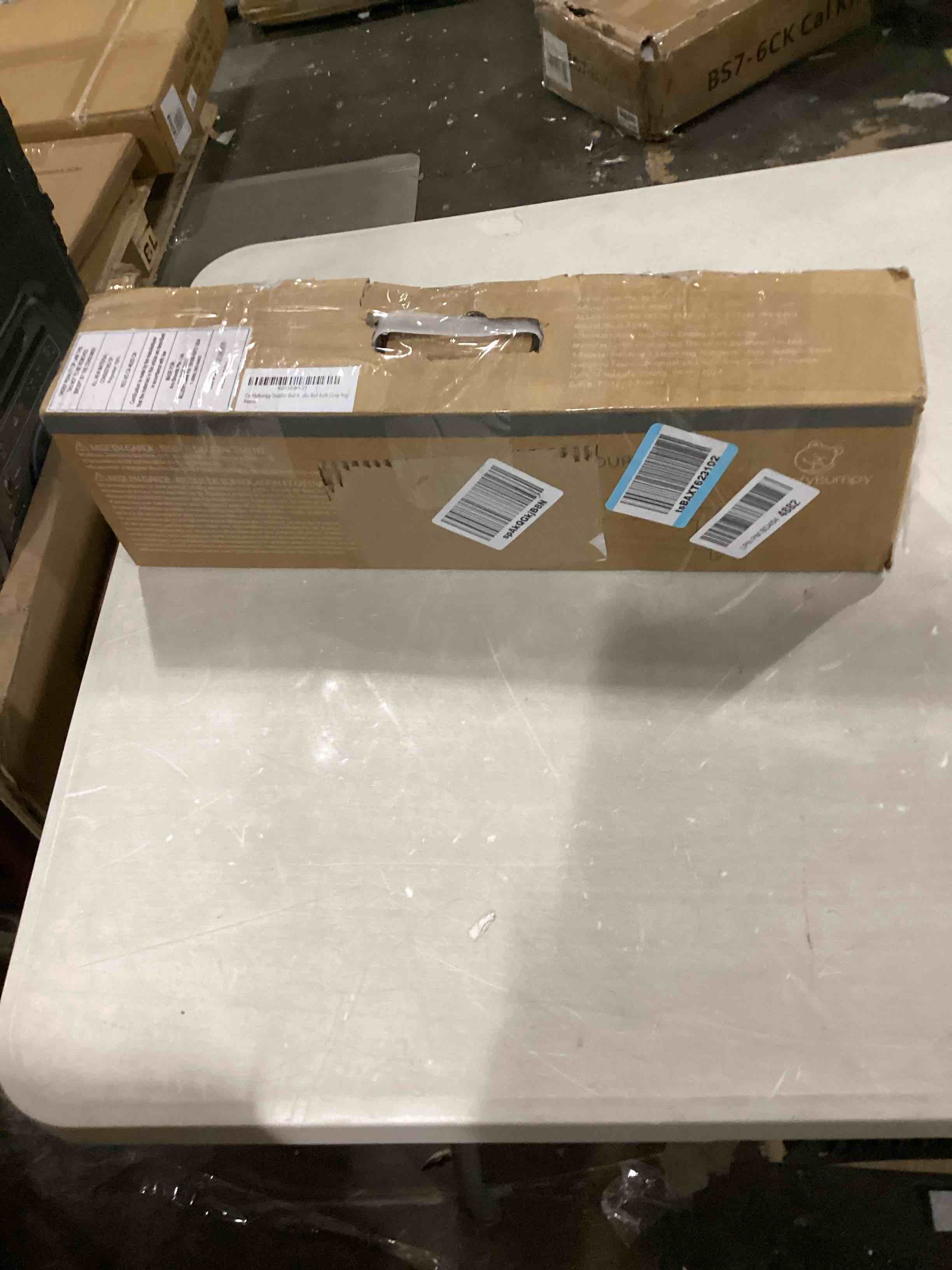 https://s3.amazonaws.com/lotting-images-prod/bidfta/BLU6847540_1729187501447.jpeg
