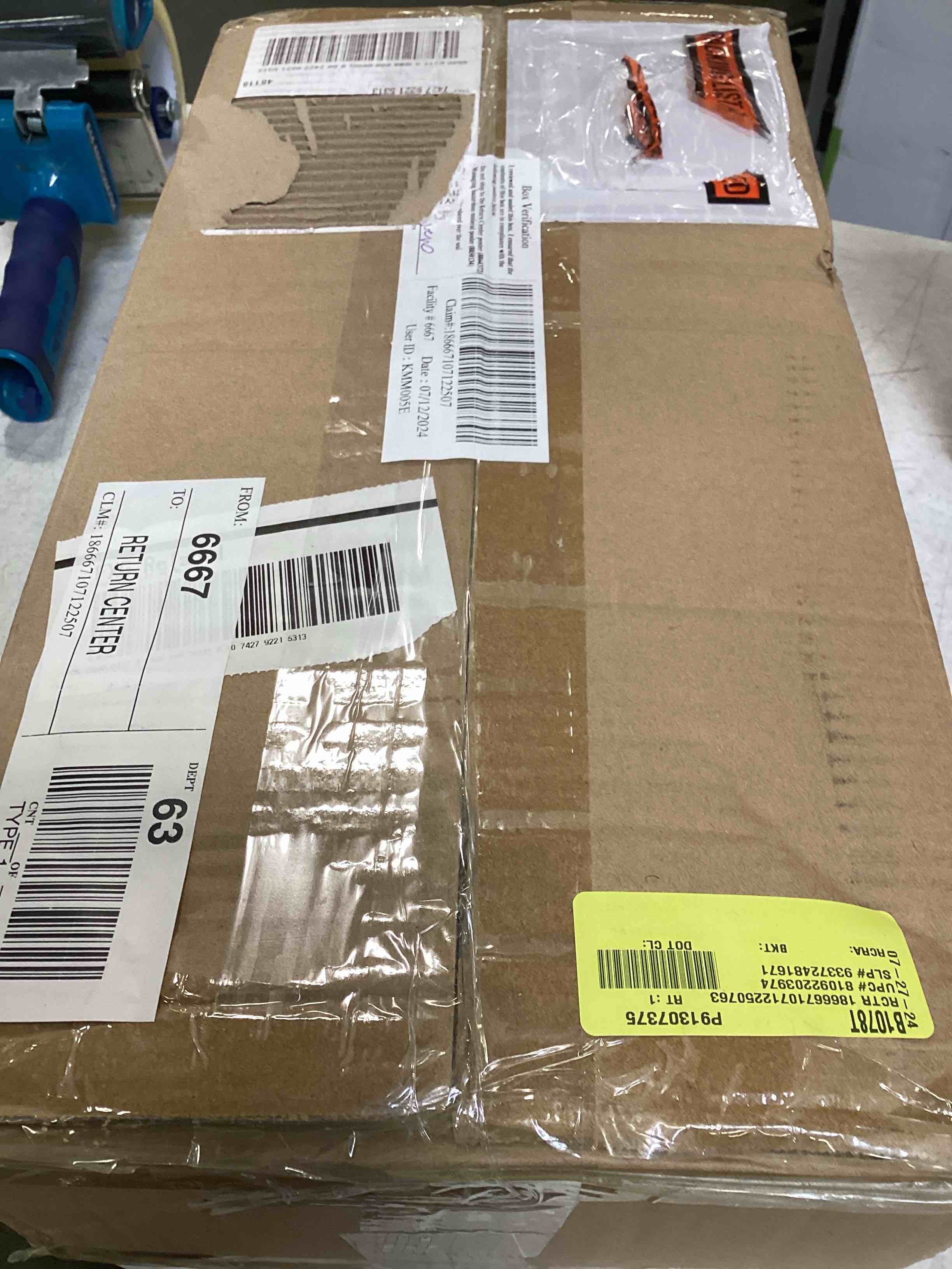 https://s3.amazonaws.com/lotting-images-prod/bidfta/BLU6848986_1722954919483.jpeg