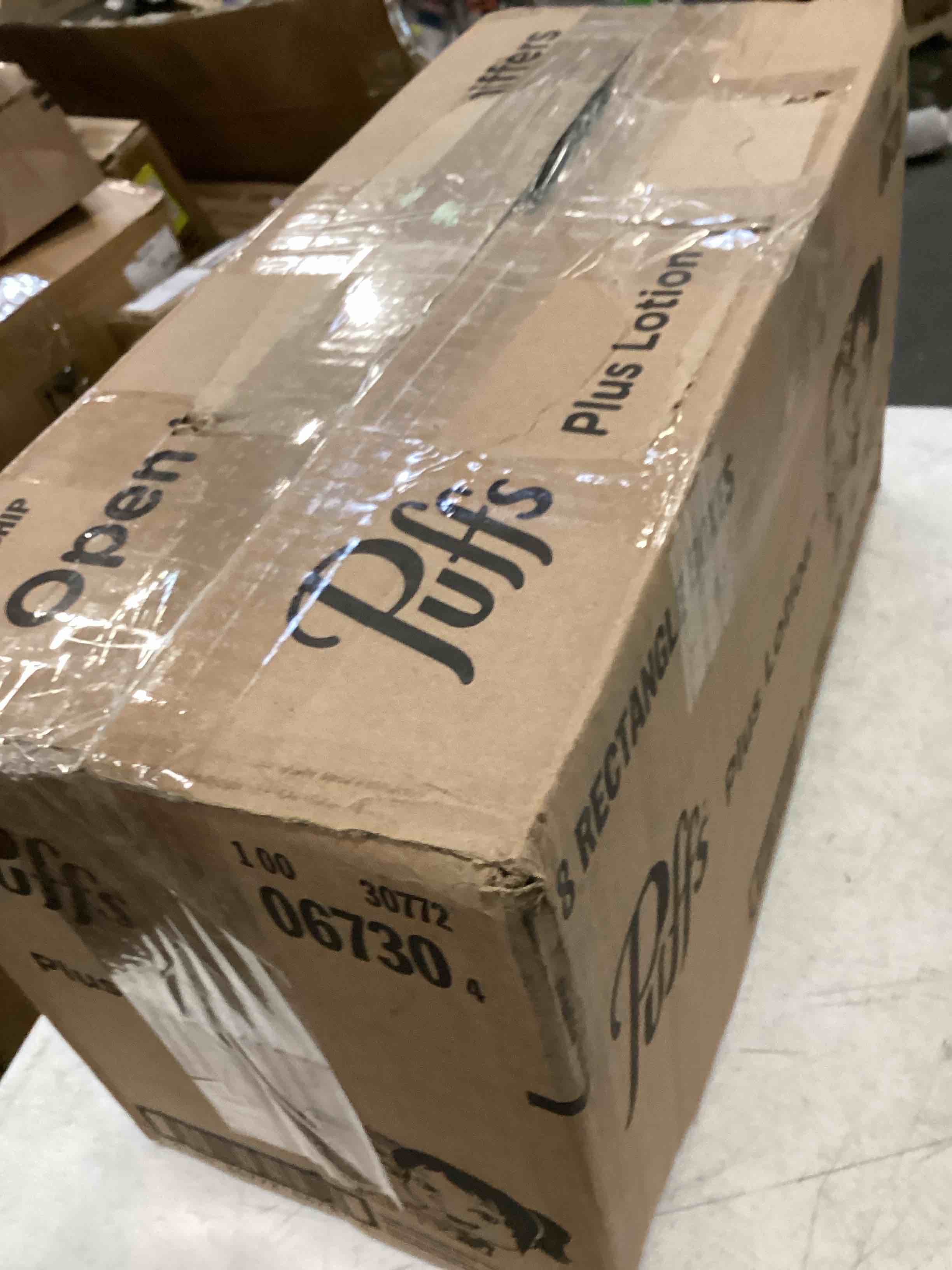 https://s3.amazonaws.com/lotting-images-prod/bidfta/BLU6849361_1723146067500.jpeg