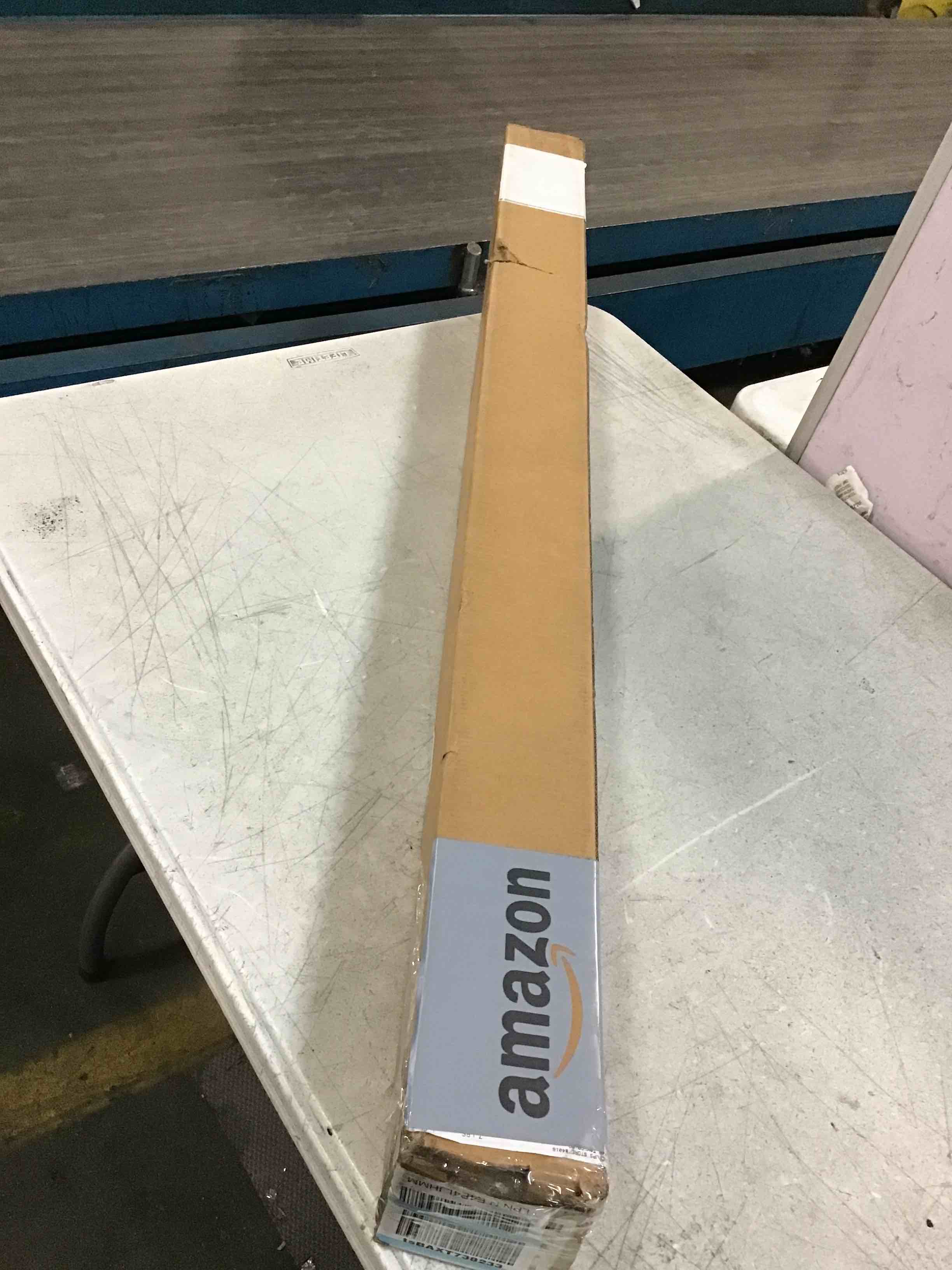 https://s3.amazonaws.com/lotting-images-prod/bidfta/BLU6849687_1721772886398.jpeg