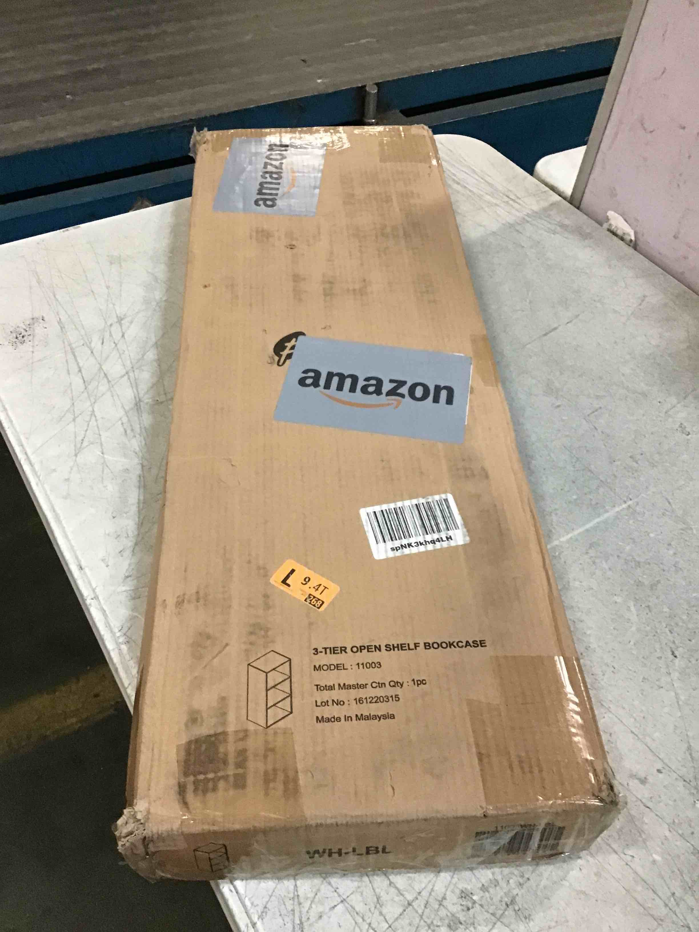 https://s3.amazonaws.com/lotting-images-prod/bidfta/BLU6849745_1721782360579.jpeg
