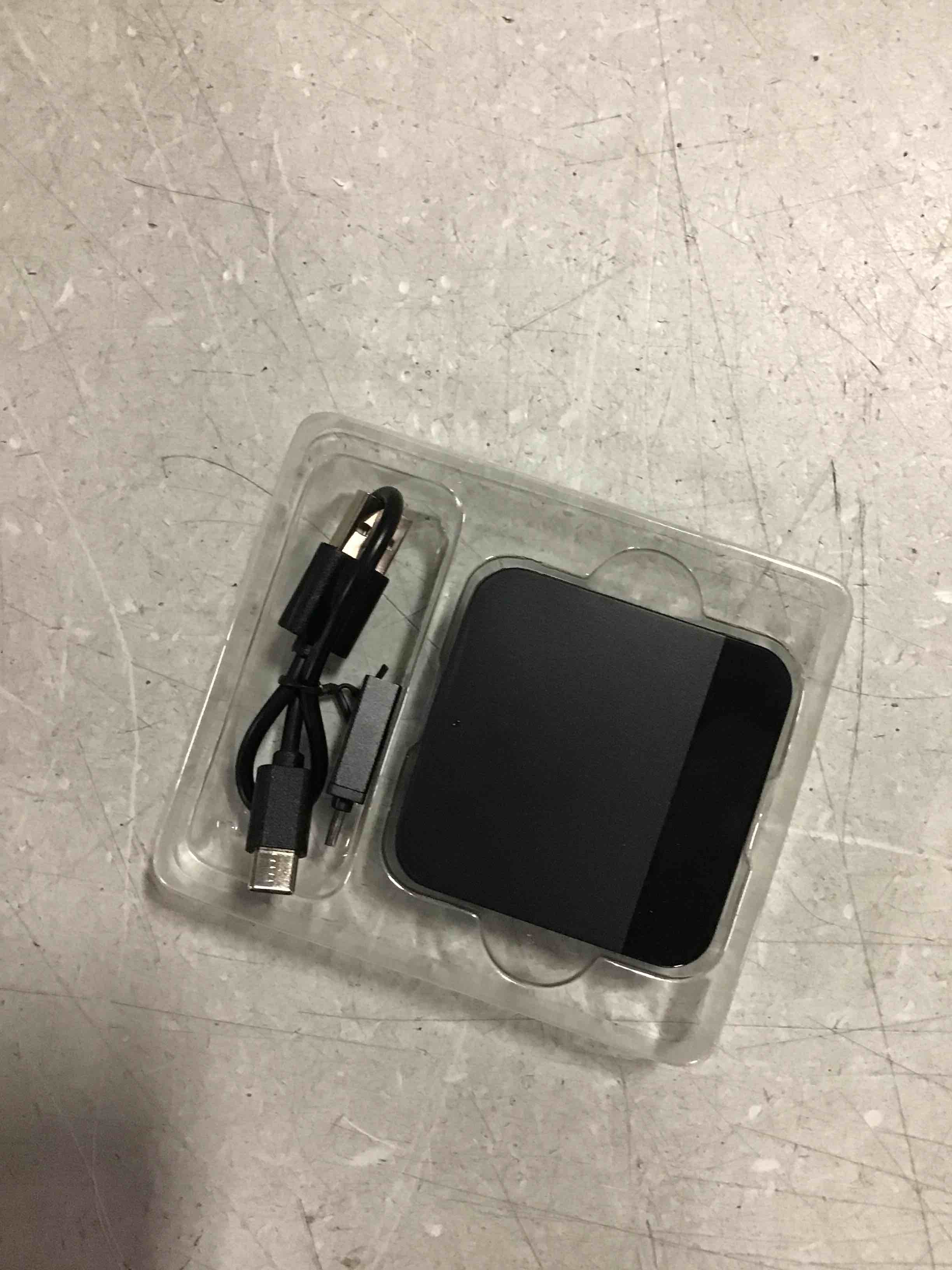 https://s3.amazonaws.com/lotting-images-prod/bidfta/BLU6850413_1722048566522.jpeg