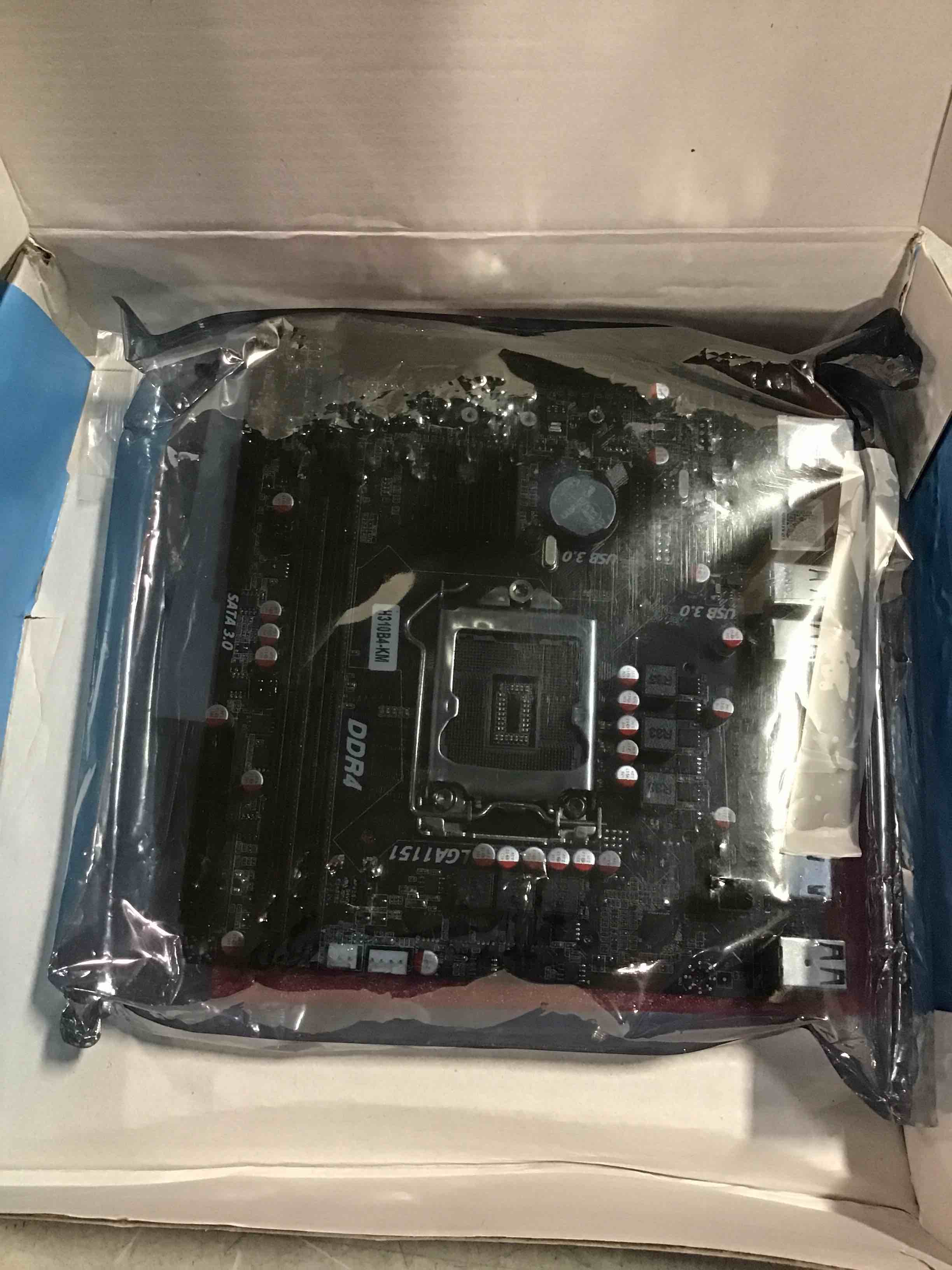 https://s3.amazonaws.com/lotting-images-prod/bidfta/BLU6850452_1722052408942.jpeg