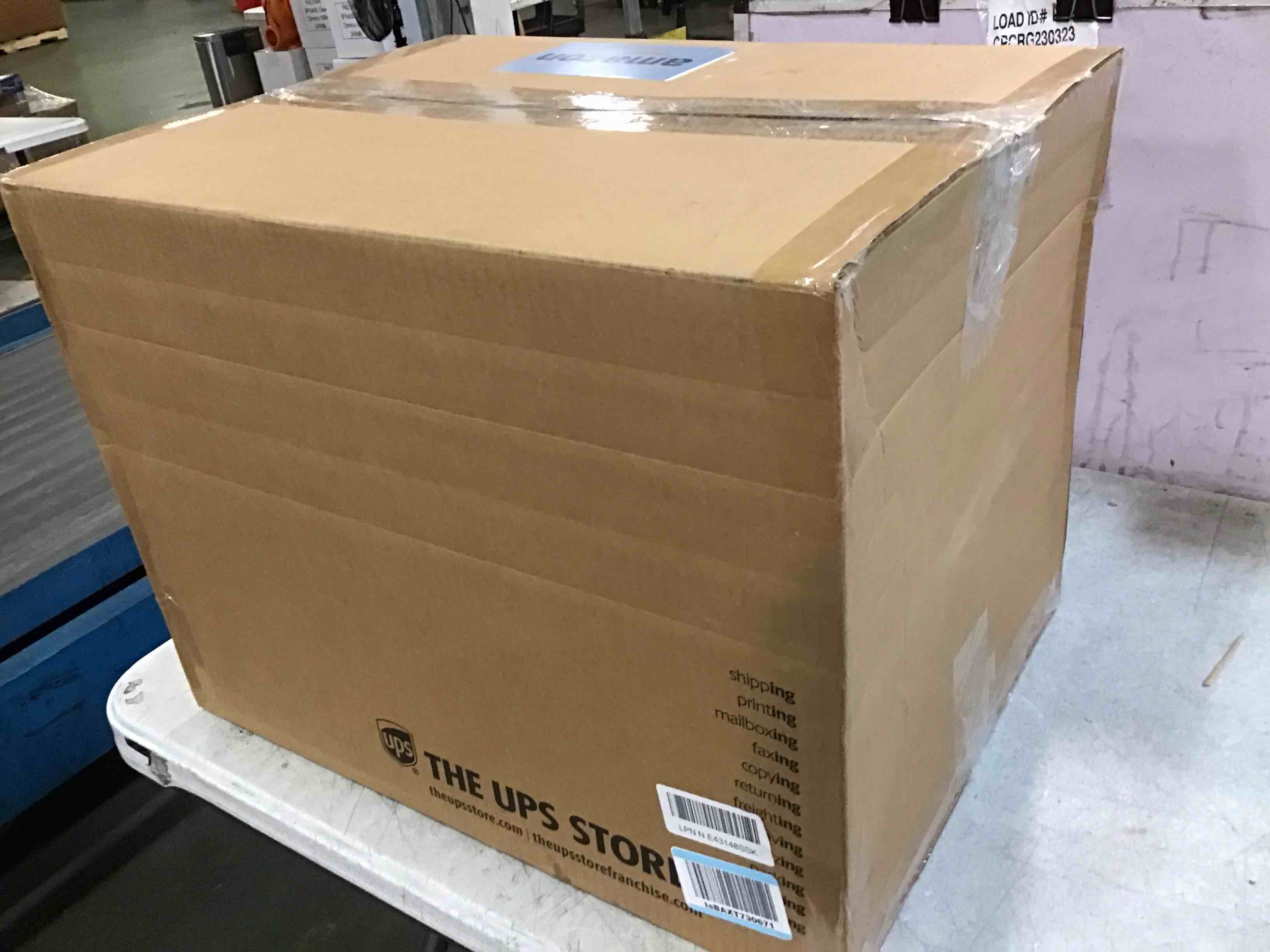 https://s3.amazonaws.com/lotting-images-prod/bidfta/BLU6850882_1722402733702.jpeg