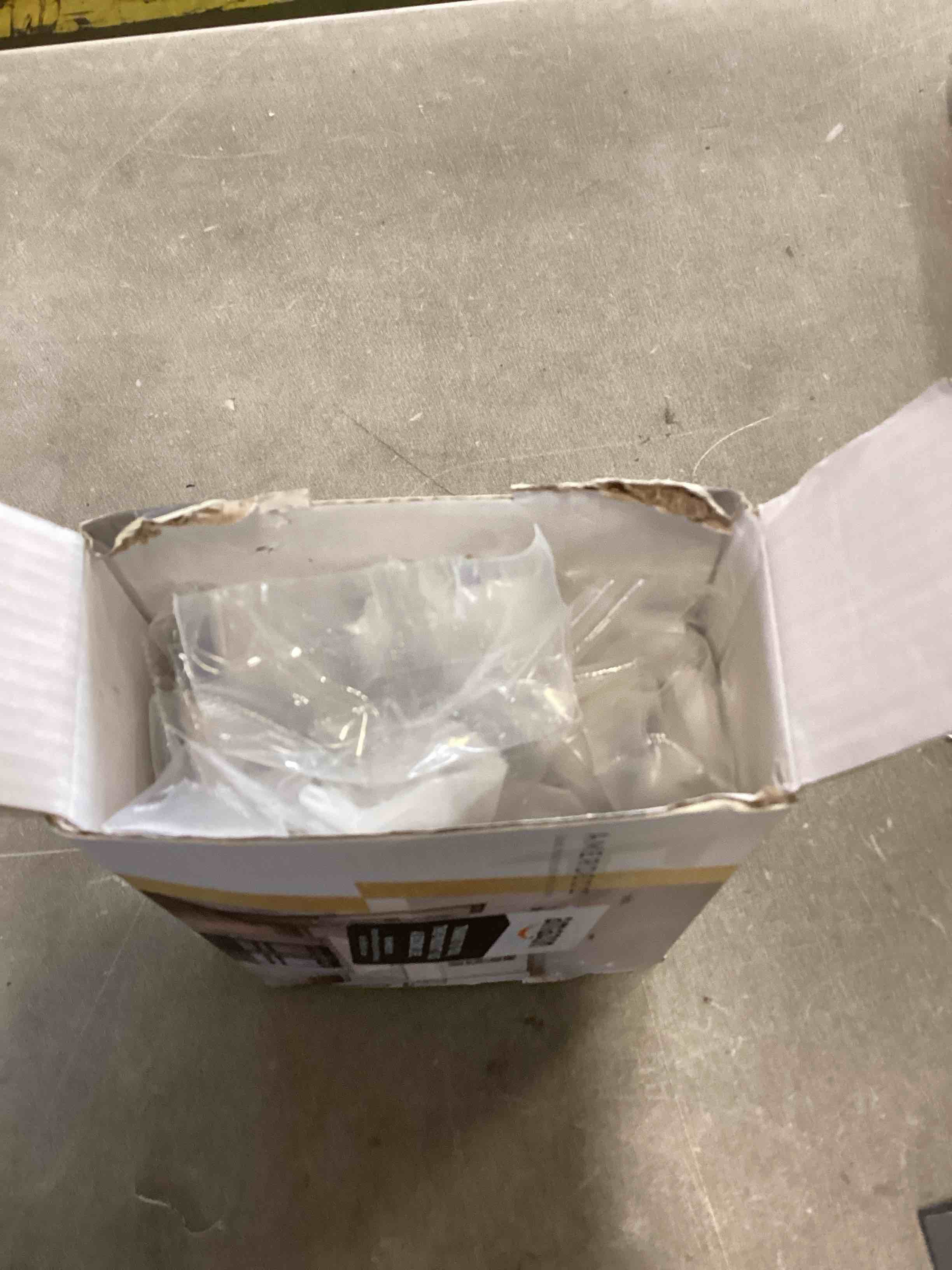 https://s3.amazonaws.com/lotting-images-prod/bidfta/BLU6851502_1722257099200.jpeg