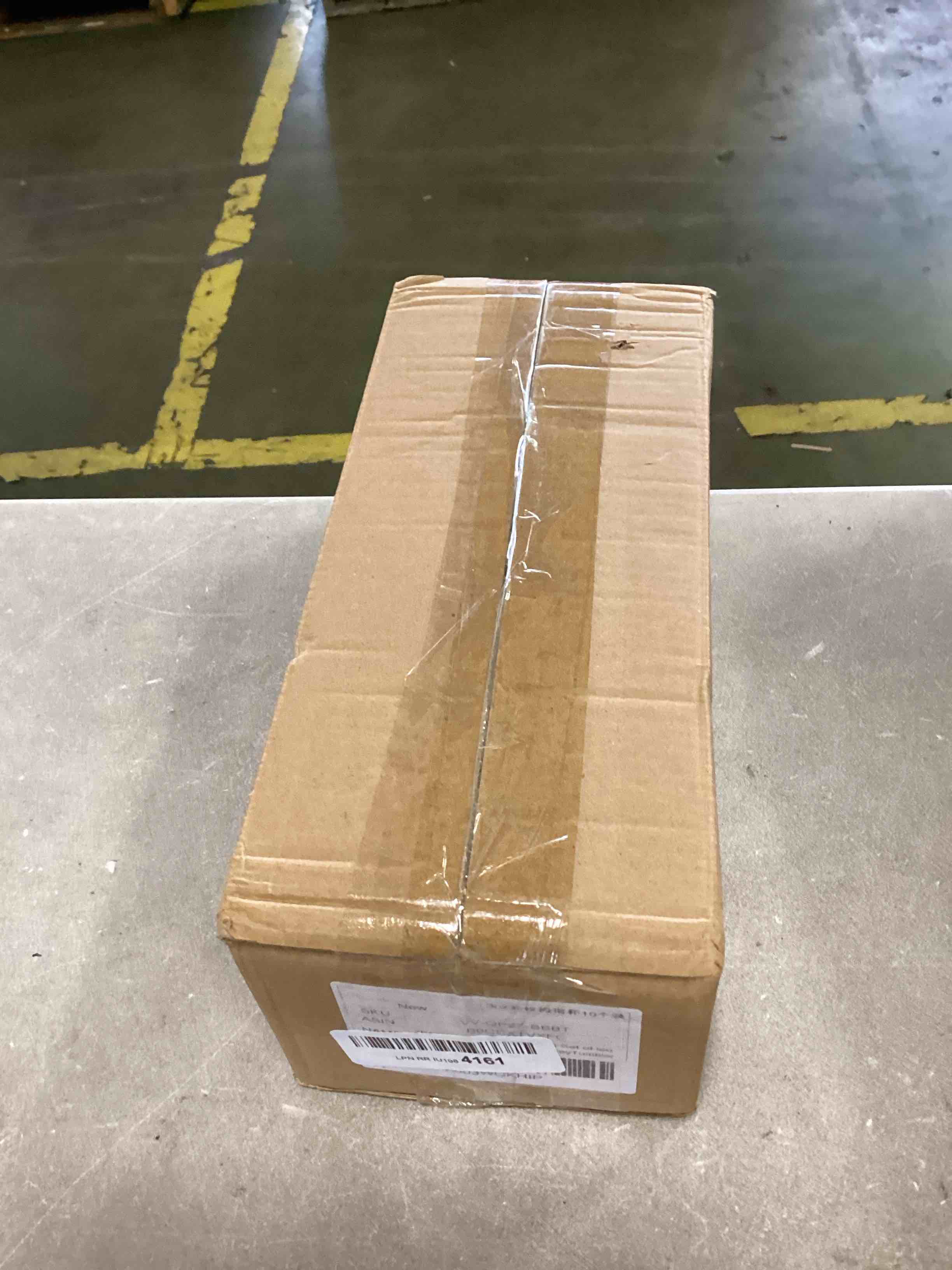 https://s3.amazonaws.com/lotting-images-prod/bidfta/BLU6851578_1722265515547.jpeg
