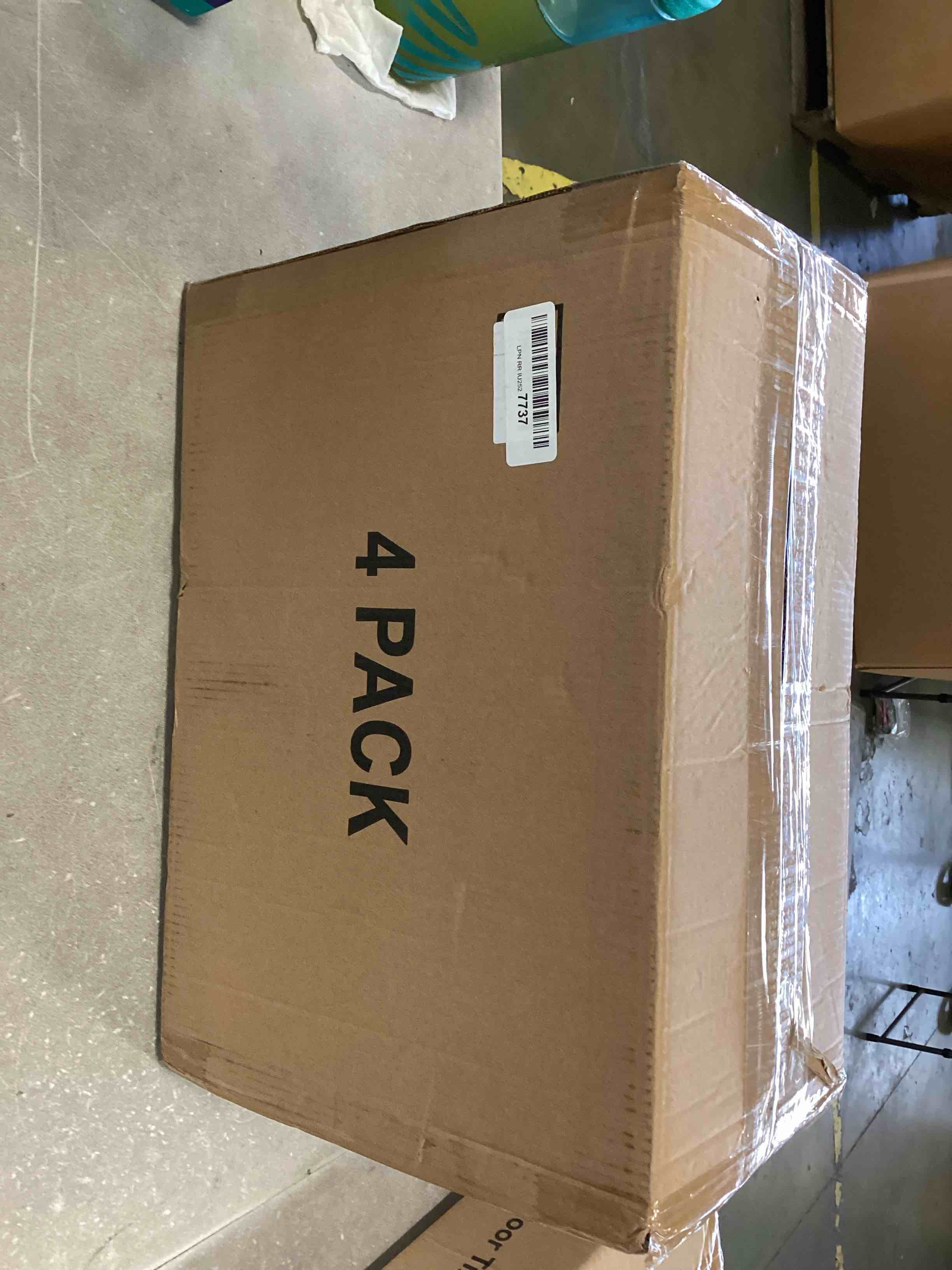 https://s3.amazonaws.com/lotting-images-prod/bidfta/BLU6851902_1722367618019.jpeg