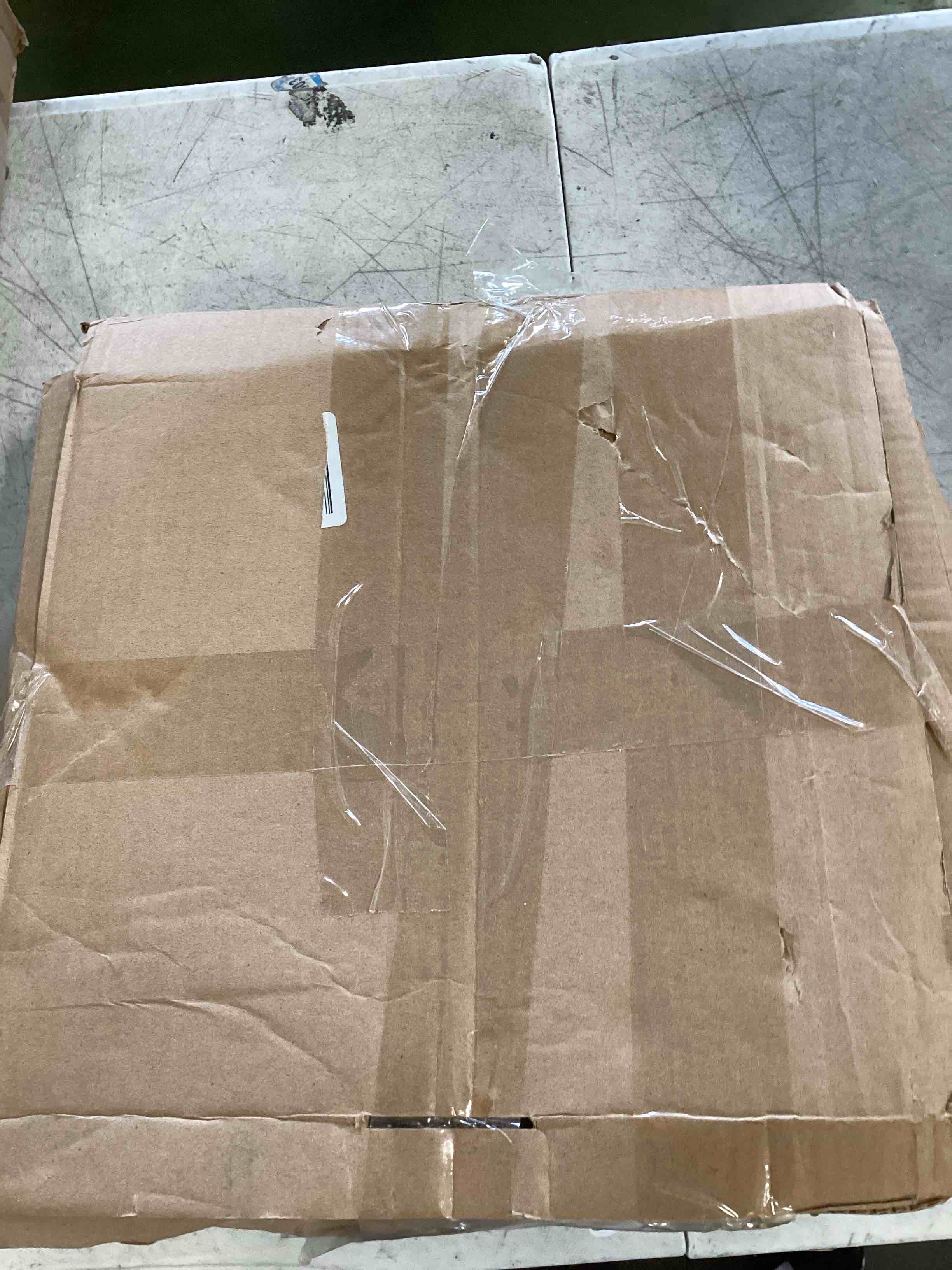 https://s3.amazonaws.com/lotting-images-prod/bidfta/BLU6852562_1721842838015.jpeg