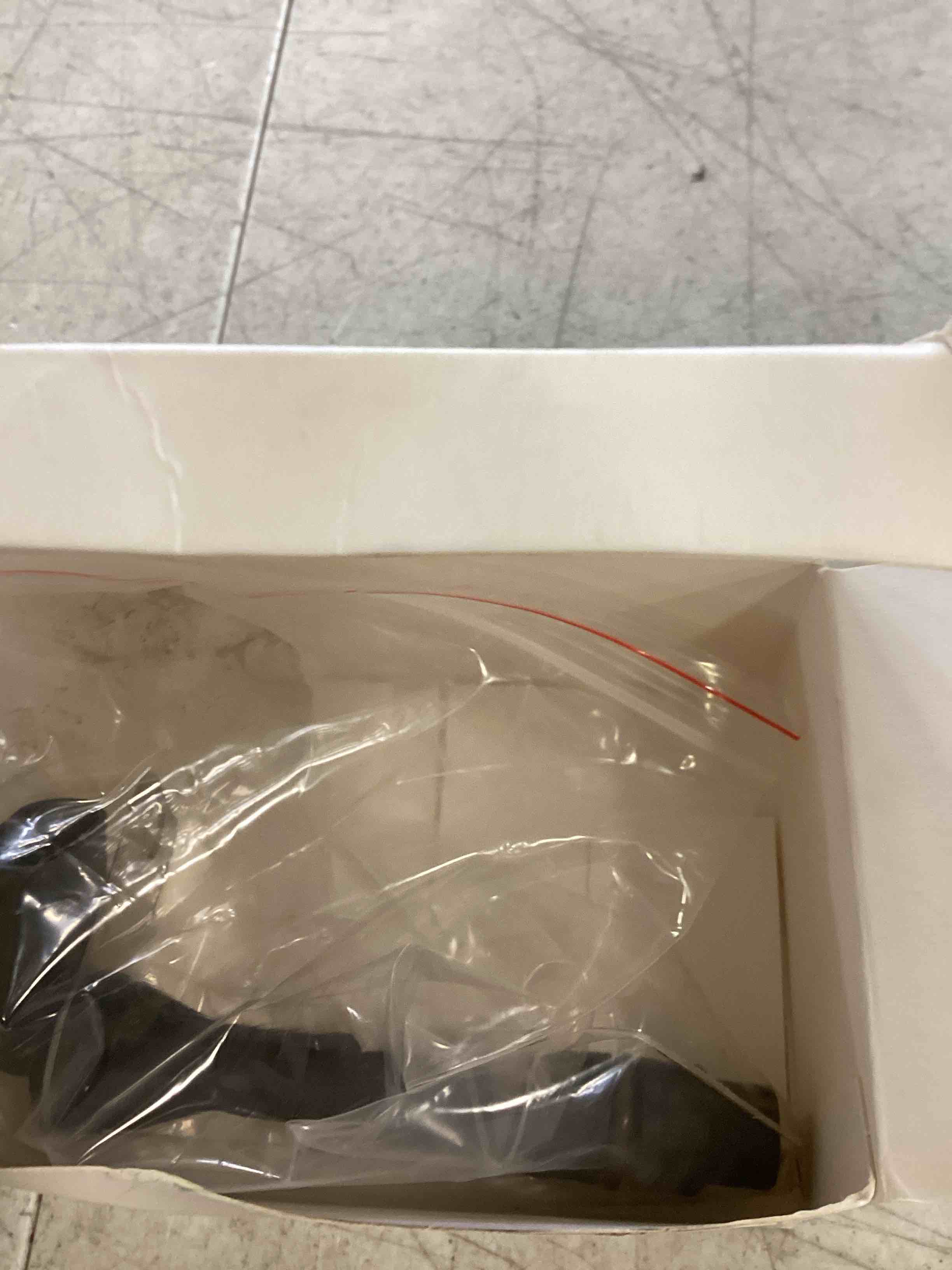 https://s3.amazonaws.com/lotting-images-prod/bidfta/BLU6852595_1721850304681.jpeg