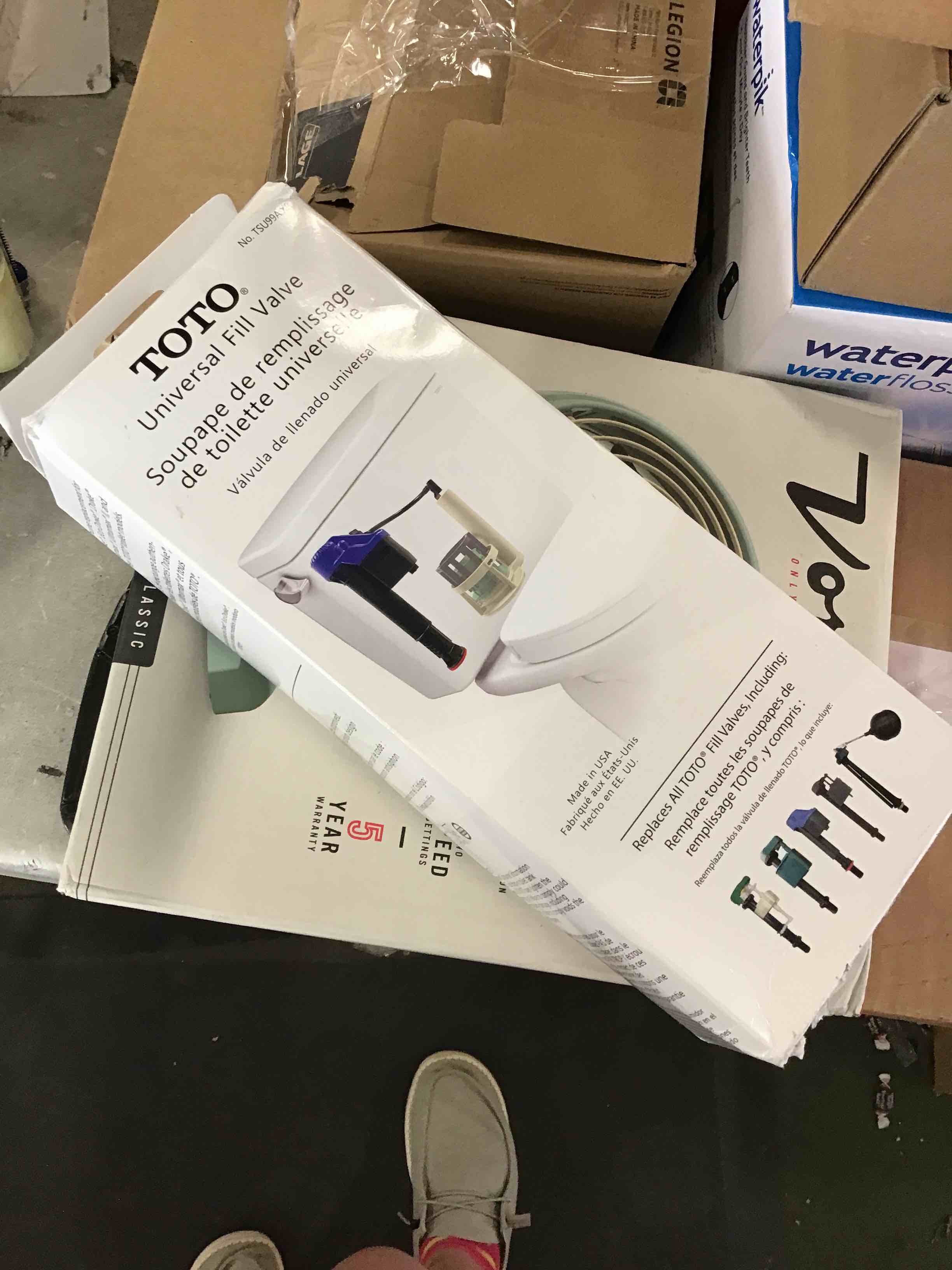 https://s3.amazonaws.com/lotting-images-prod/bidfta/BLU6852654_1721914279846.jpeg