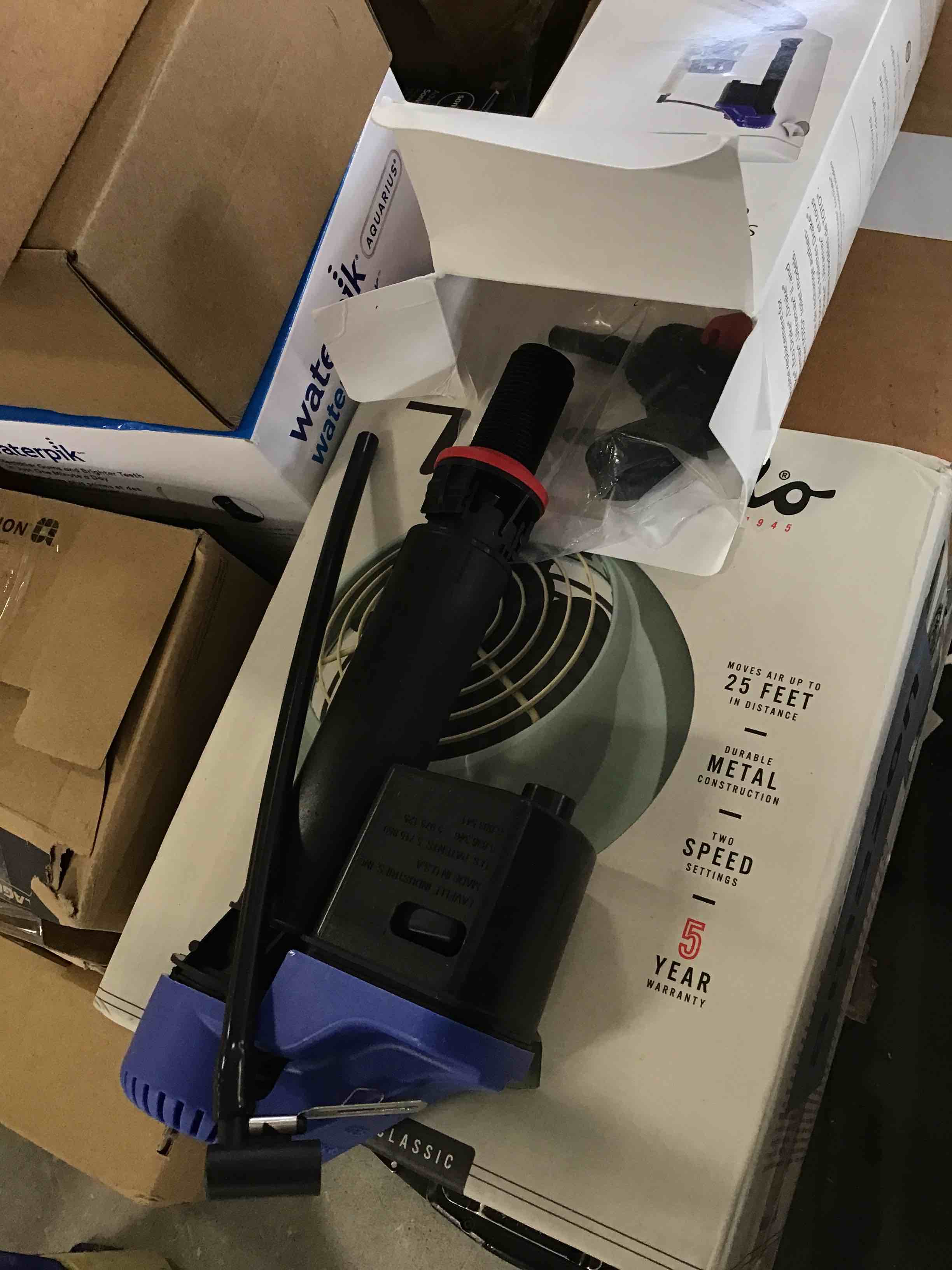https://s3.amazonaws.com/lotting-images-prod/bidfta/BLU6852654_1721914294263.jpeg