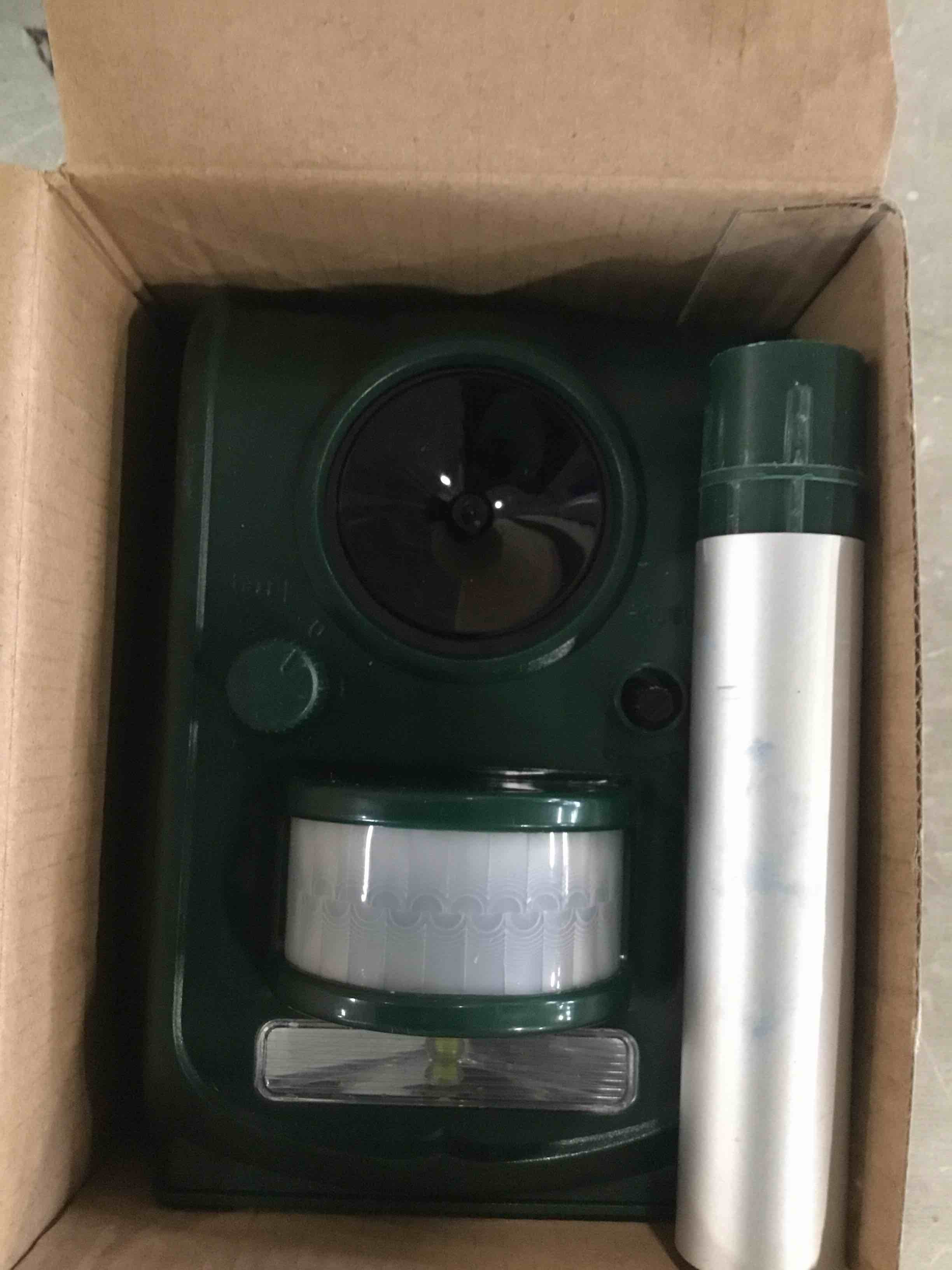 https://s3.amazonaws.com/lotting-images-prod/bidfta/BLU6853352_1722515302757.jpeg