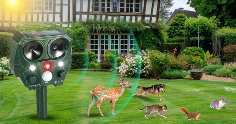 Solar Ultrasonic Animal Repeller, Cat Repellent, Motion Detection, Siren and Flash Repel. Dog, Squirrel, Deer, Raccoon, Skunk, Rabbit, Fox, etc