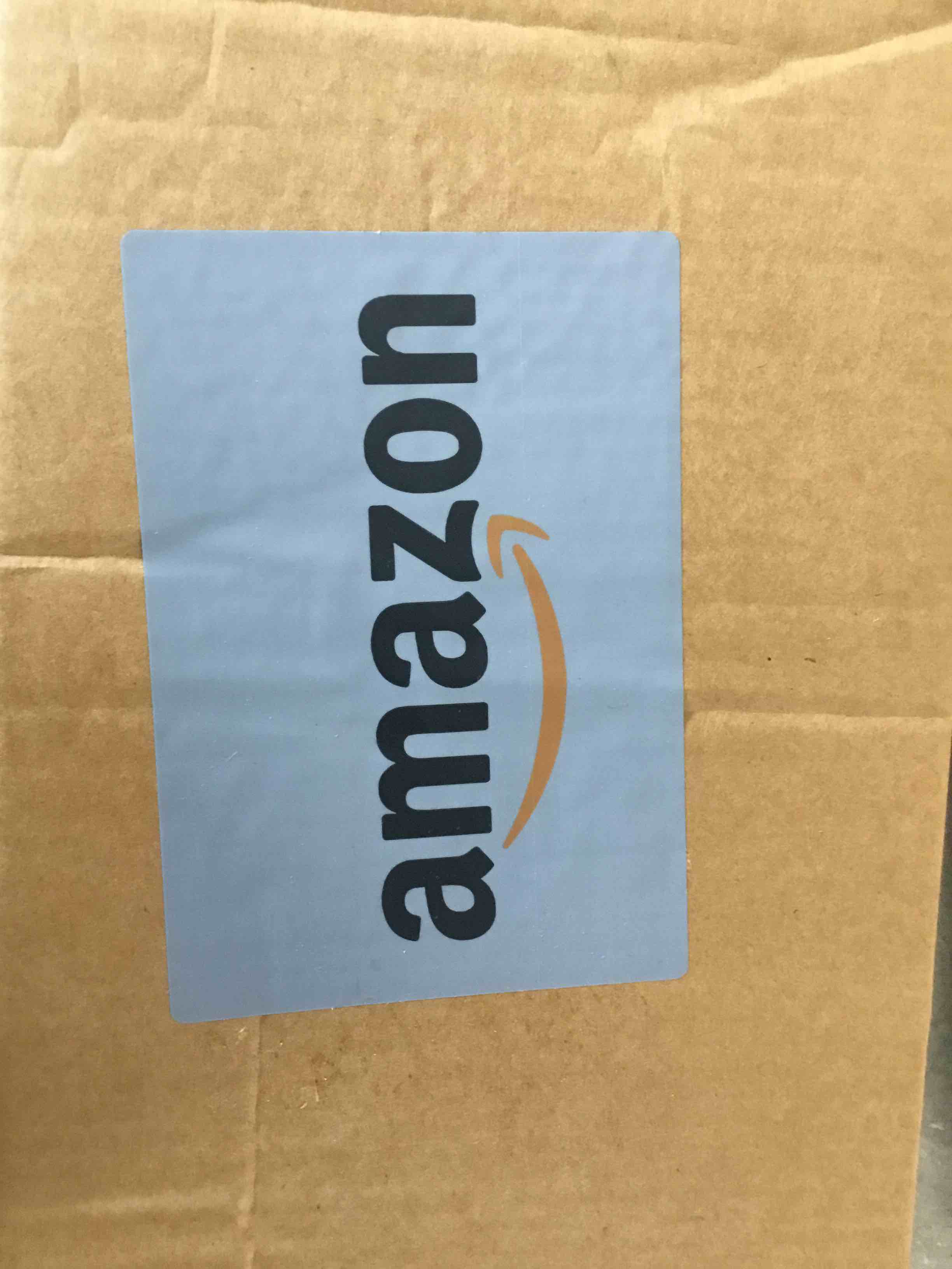 https://s3.amazonaws.com/lotting-images-prod/bidfta/BLU6853383_1722519678906.jpeg