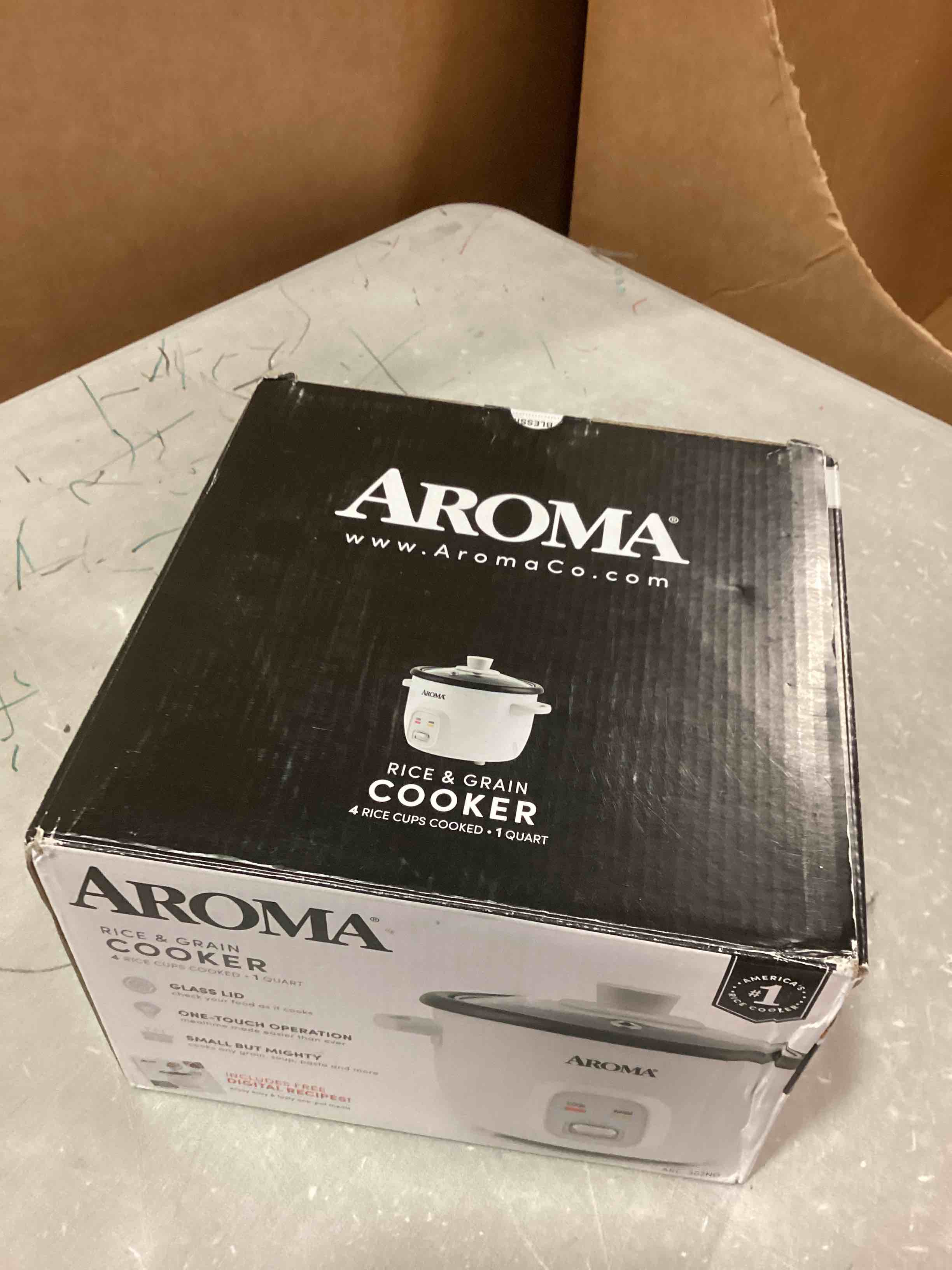 https://s3.amazonaws.com/lotting-images-prod/bidfta/BLU6854466_1721952636684.jpeg