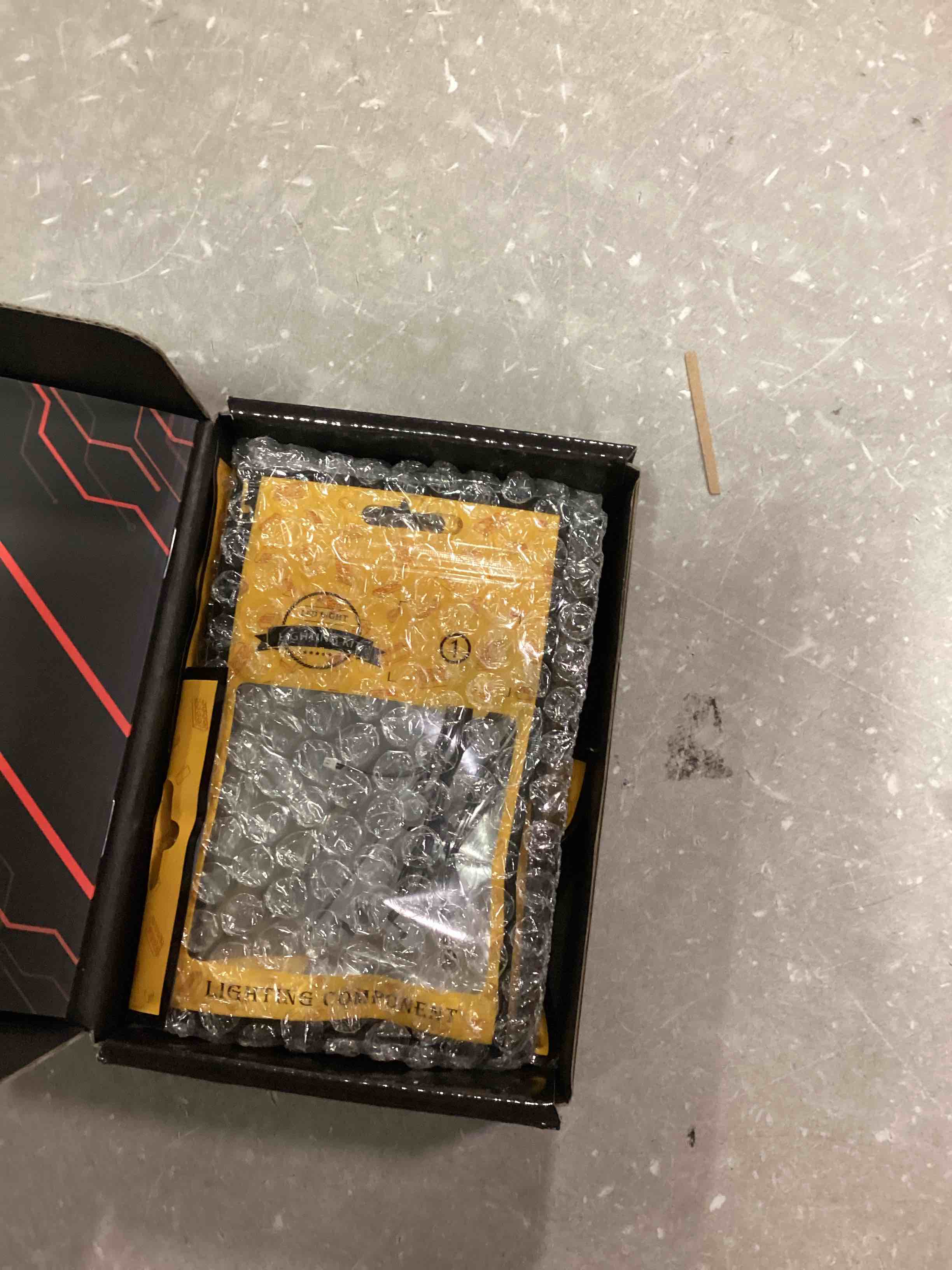 https://s3.amazonaws.com/lotting-images-prod/bidfta/BLU6854528_1721958873973.jpeg