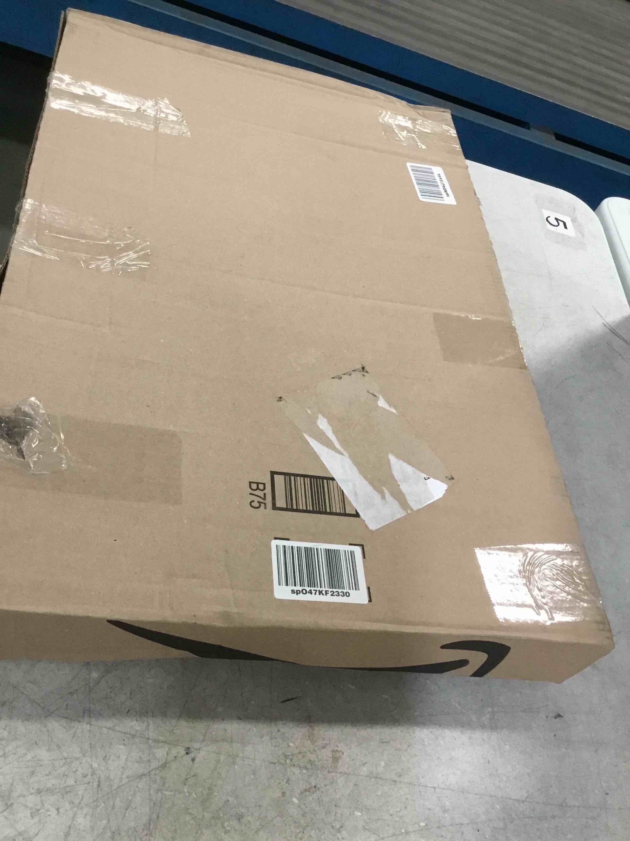 https://s3.amazonaws.com/lotting-images-prod/bidfta/BLU6855320_1722896732405.jpeg