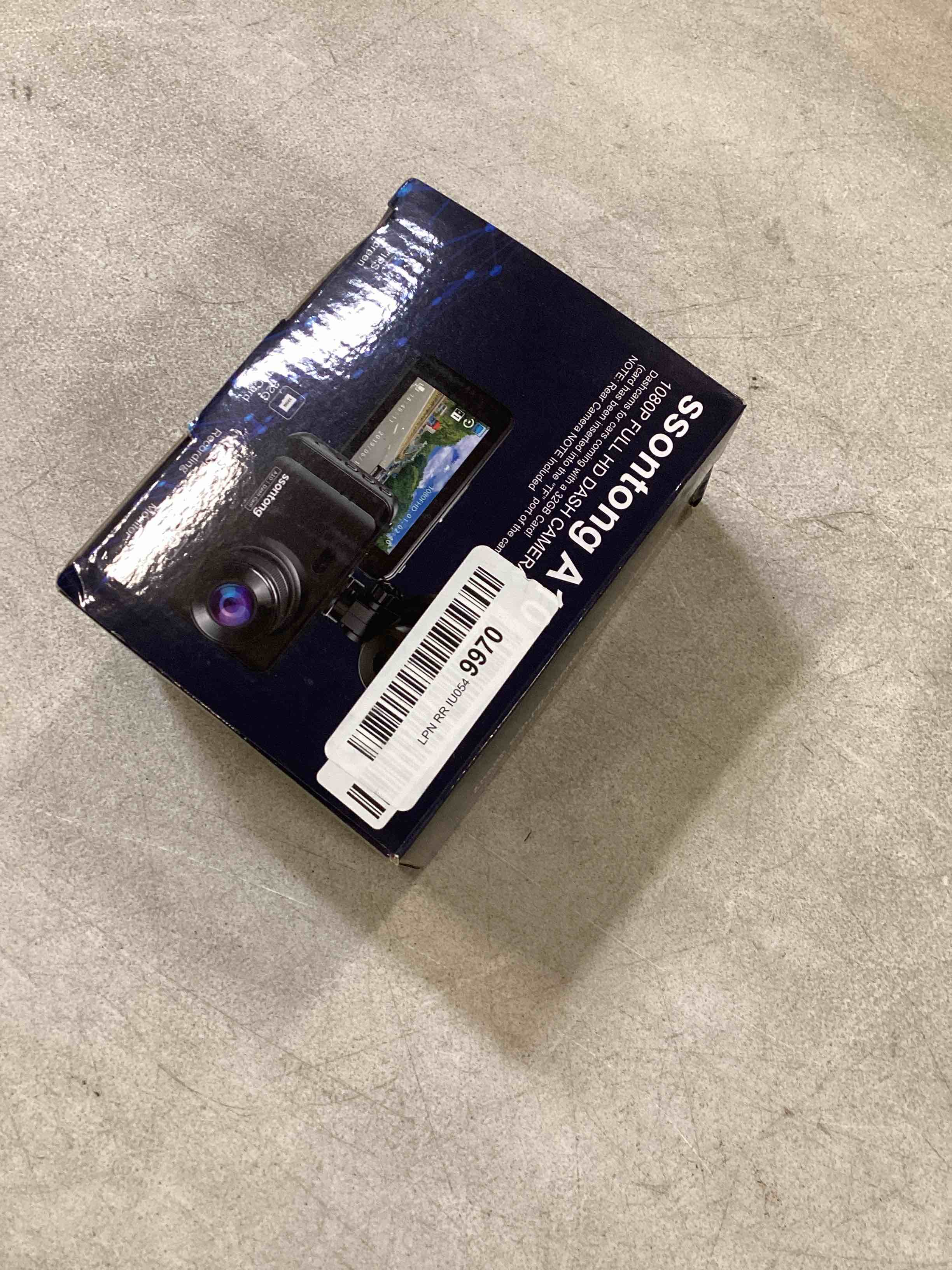 https://s3.amazonaws.com/lotting-images-prod/bidfta/BLU6856069_1721934943755.jpeg