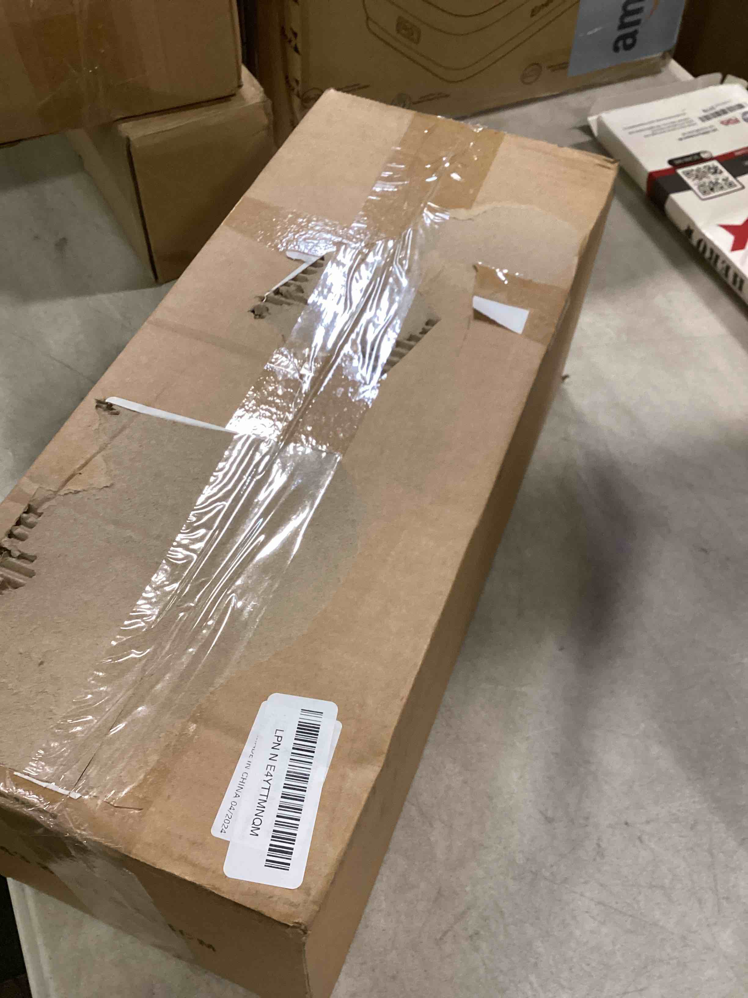 https://s3.amazonaws.com/lotting-images-prod/bidfta/BLU6856171_1721998441210.jpeg