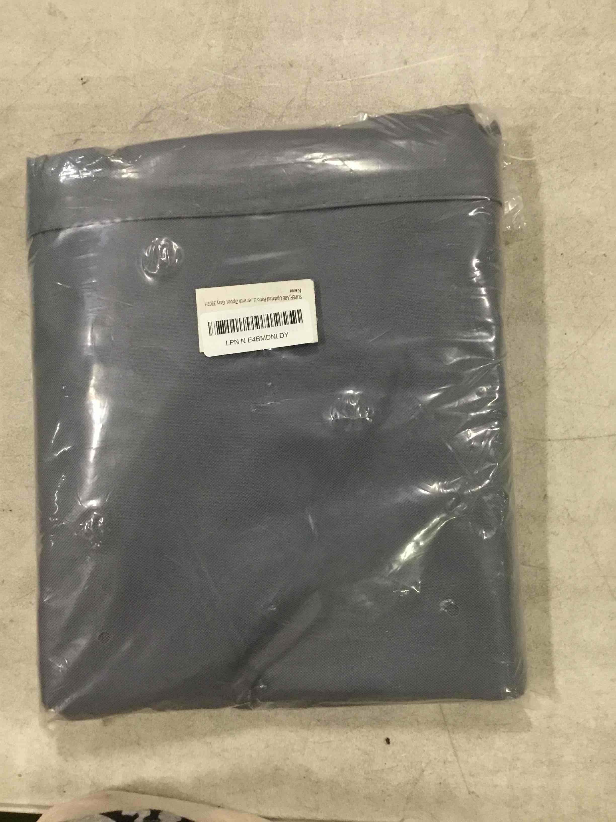 https://s3.amazonaws.com/lotting-images-prod/bidfta/BLU6856506_1722040858571.jpeg