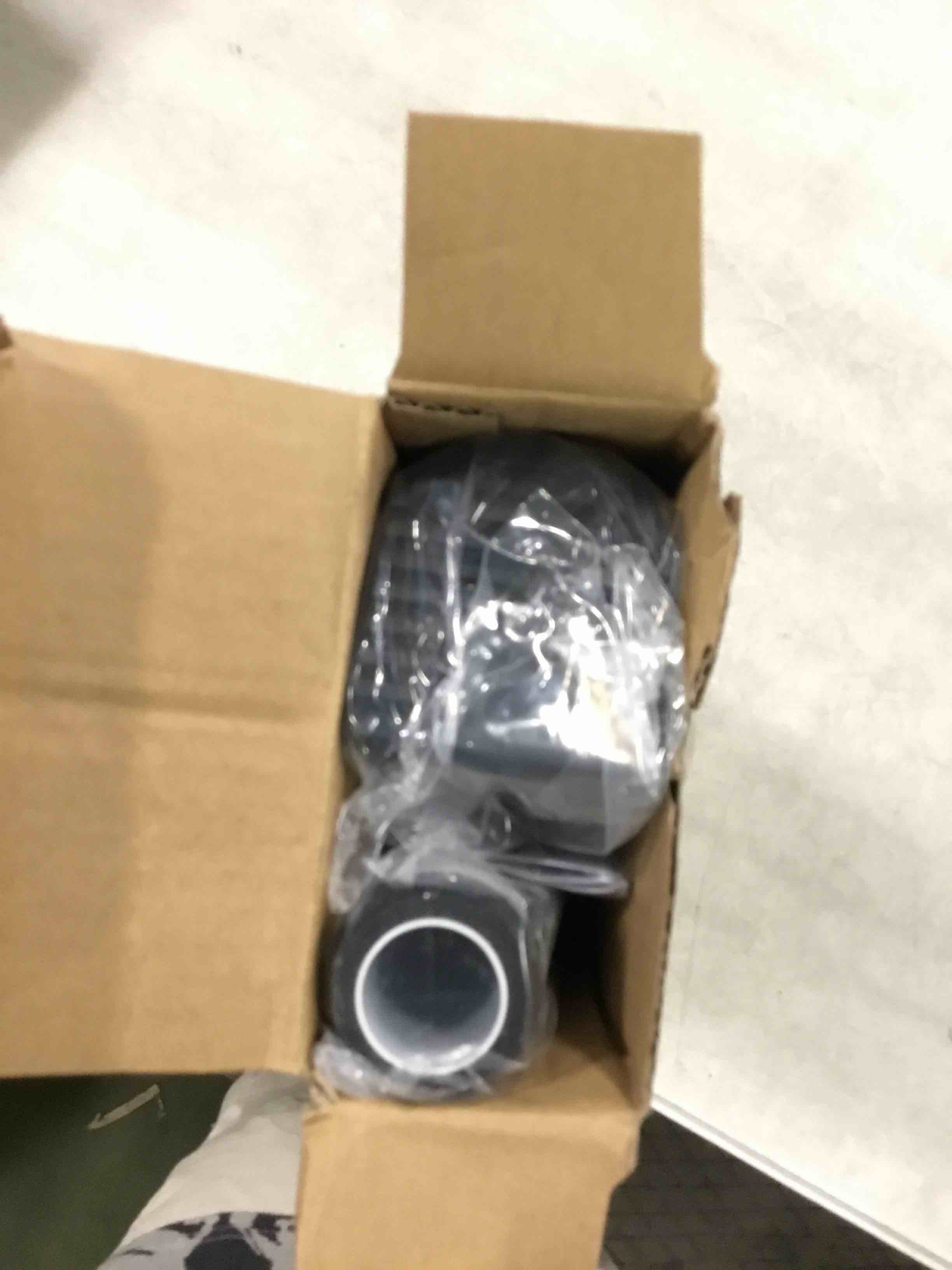 https://s3.amazonaws.com/lotting-images-prod/bidfta/BLU6856637_1722052647164.jpeg