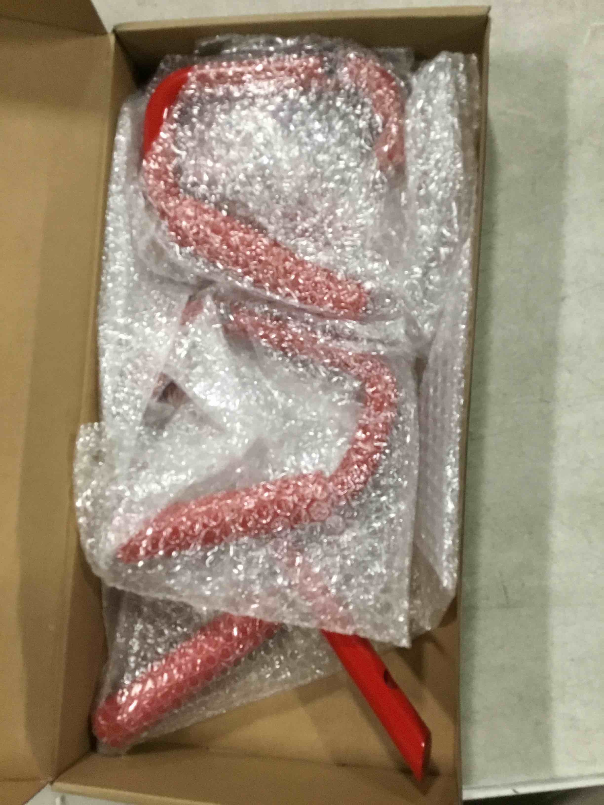 https://s3.amazonaws.com/lotting-images-prod/bidfta/BLU6856648_1722053597738.jpeg