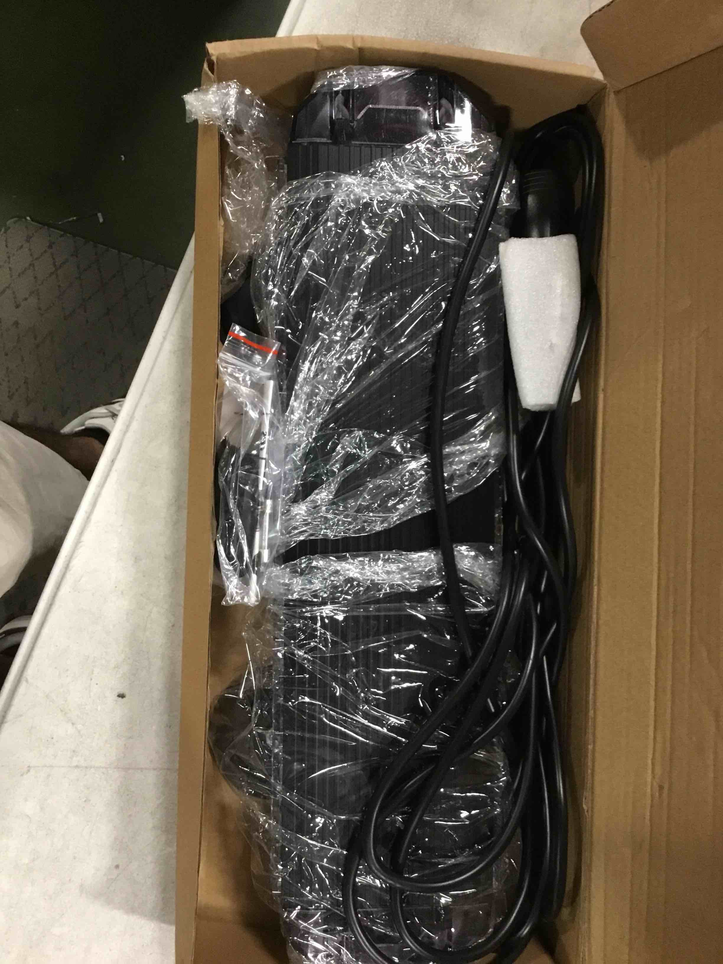 https://s3.amazonaws.com/lotting-images-prod/bidfta/BLU6856658_1722054310905.jpeg