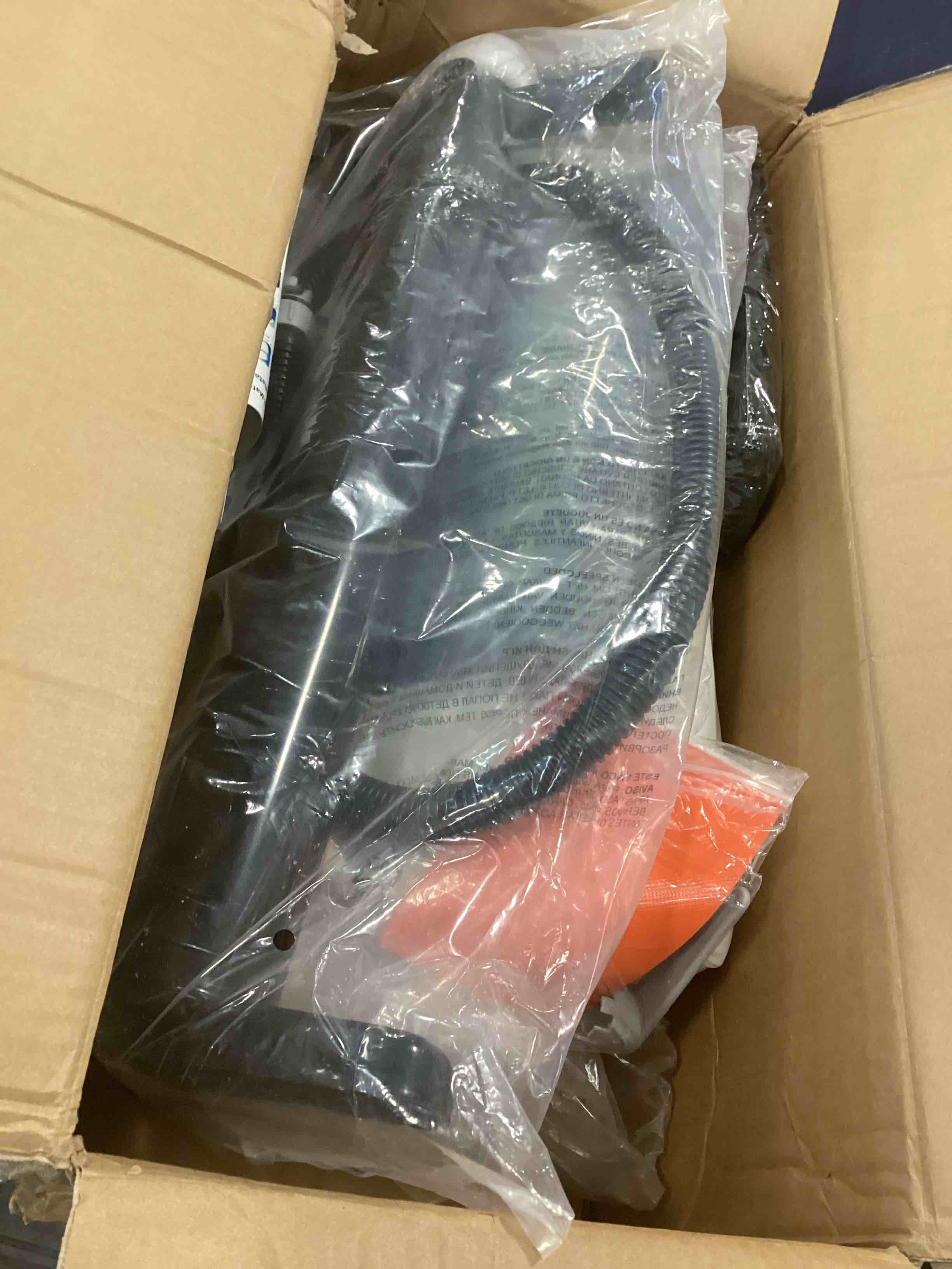 https://s3.amazonaws.com/lotting-images-prod/bidfta/BLU6857246_1721741851234.jpeg