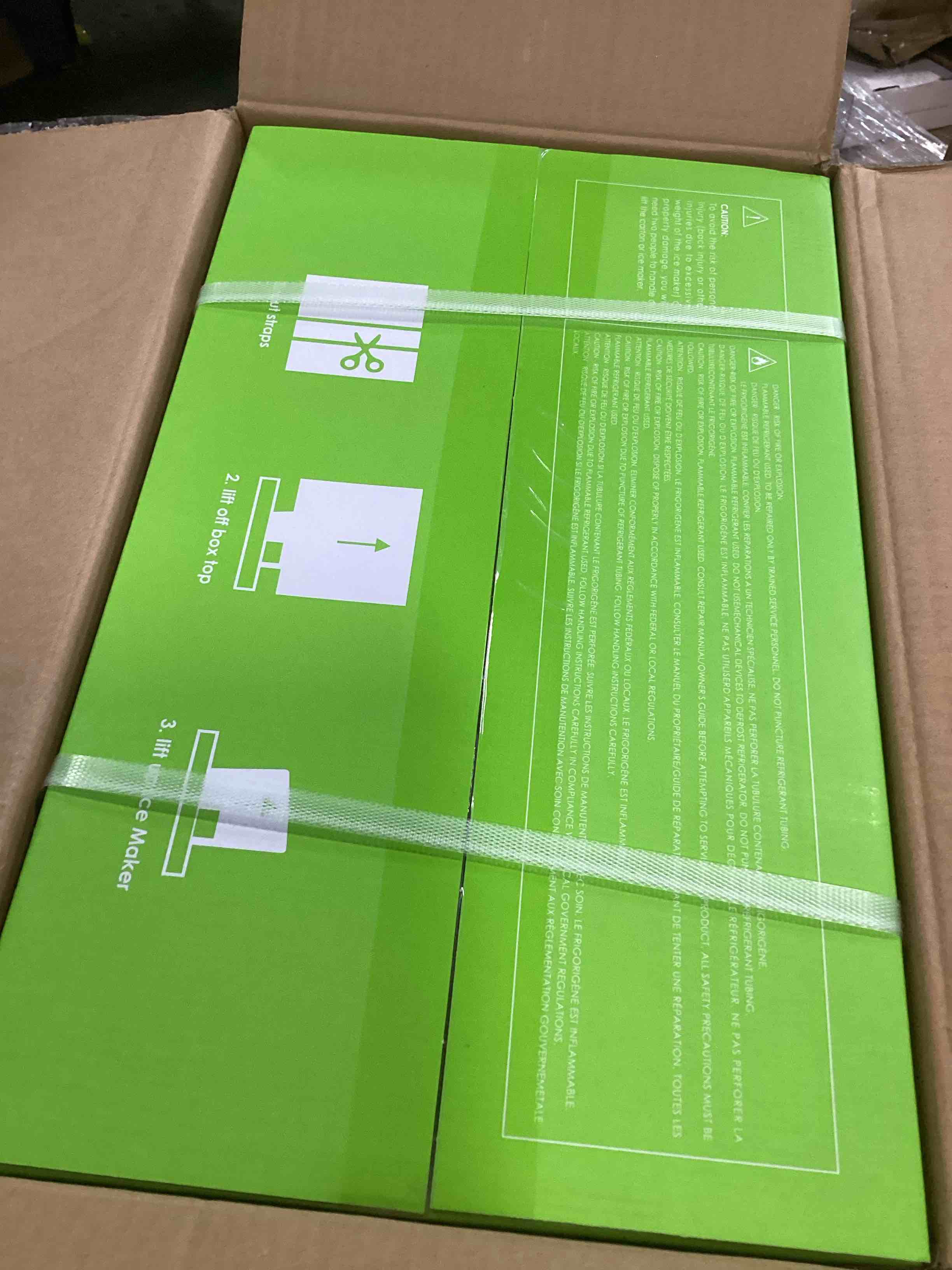 https://s3.amazonaws.com/lotting-images-prod/bidfta/BLU6857347_1721756239084.jpeg
