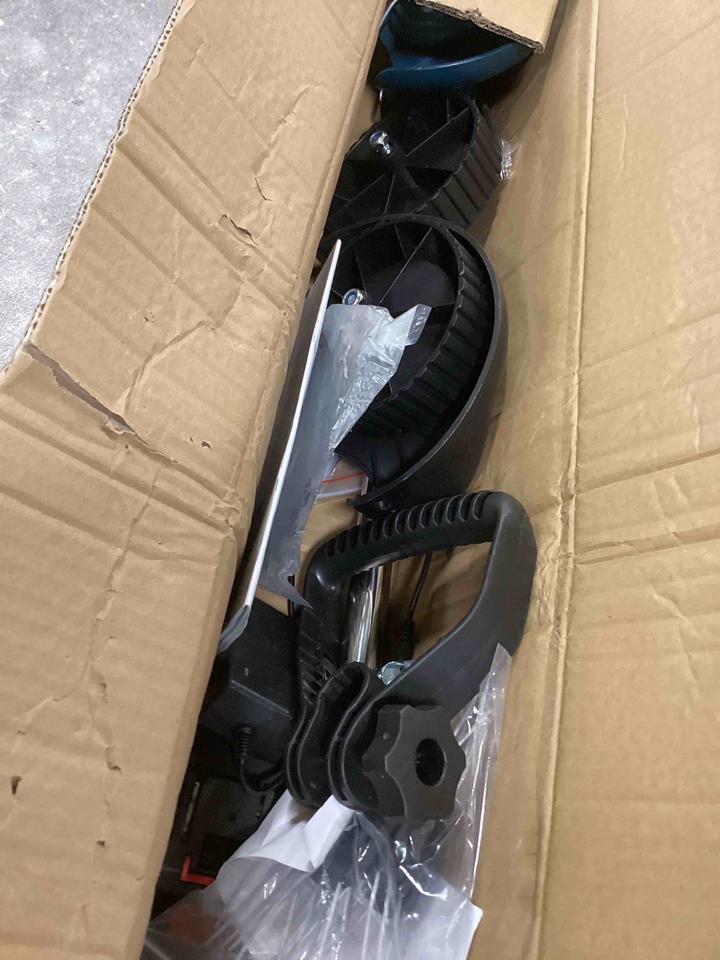 https://s3.amazonaws.com/lotting-images-prod/bidfta/BLU6857879_1721912589321.jpeg