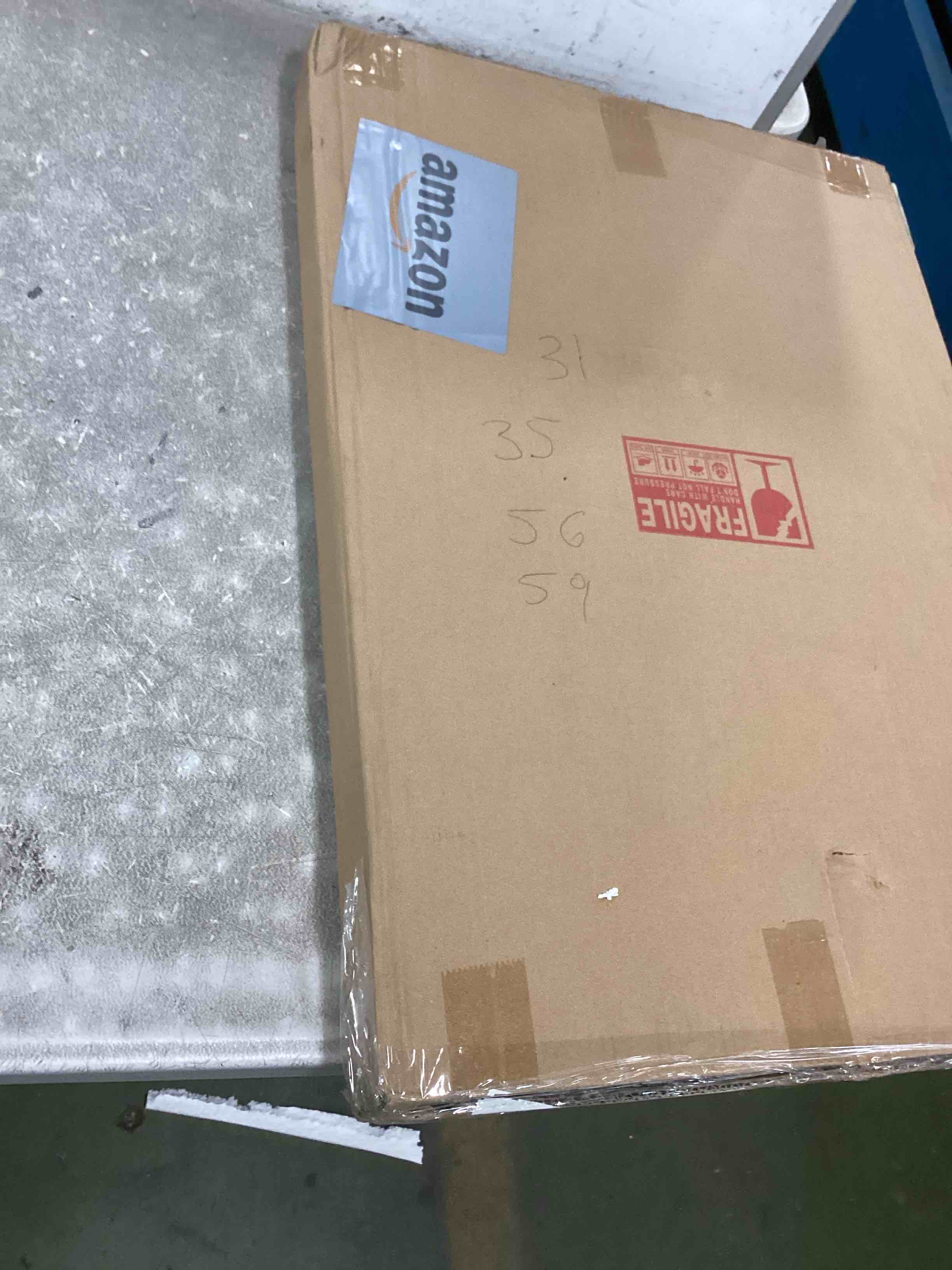 https://s3.amazonaws.com/lotting-images-prod/bidfta/BLU6857914_1721917280860.jpeg