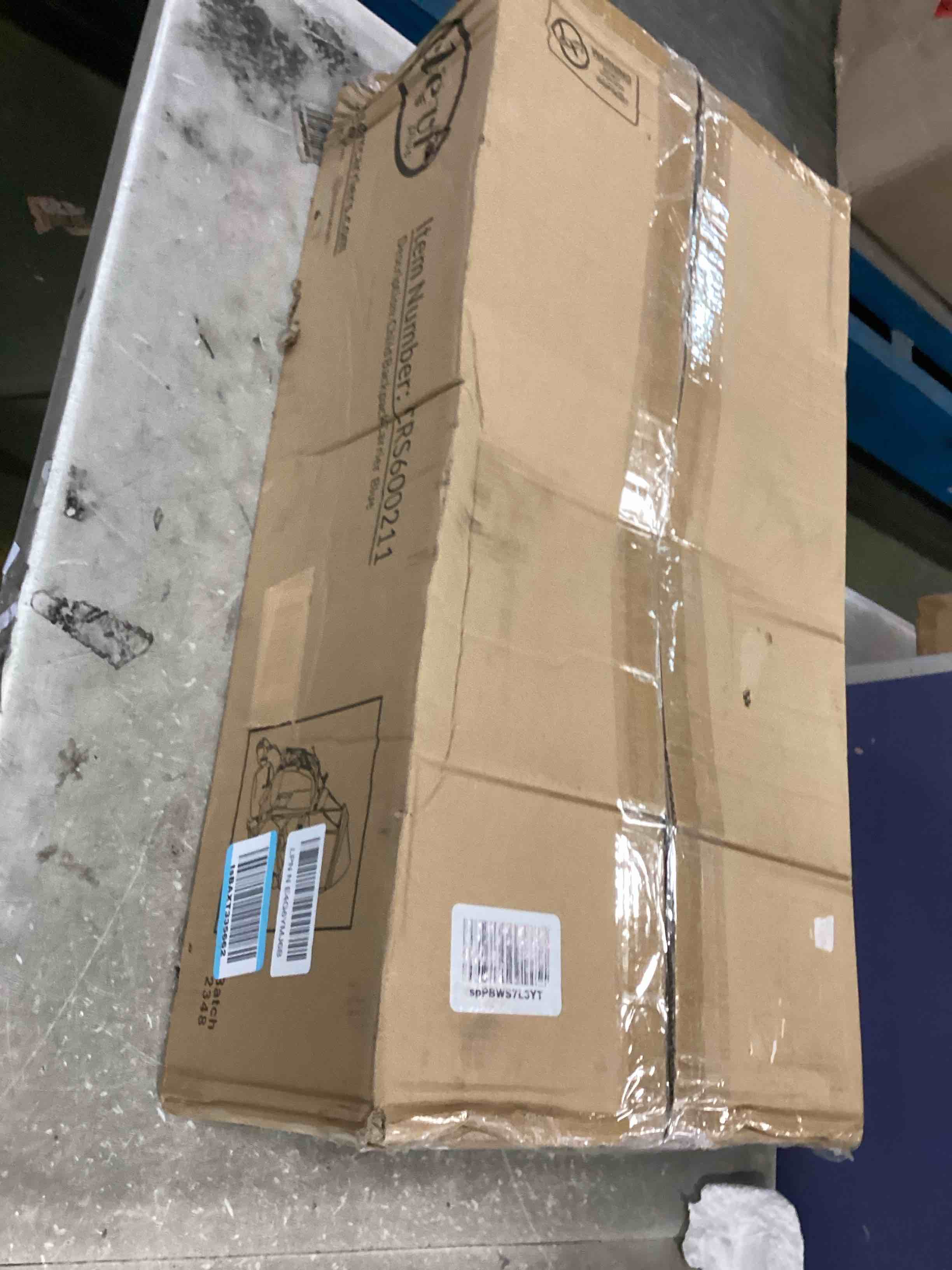 https://s3.amazonaws.com/lotting-images-prod/bidfta/BLU6858309_1722017225251.jpeg