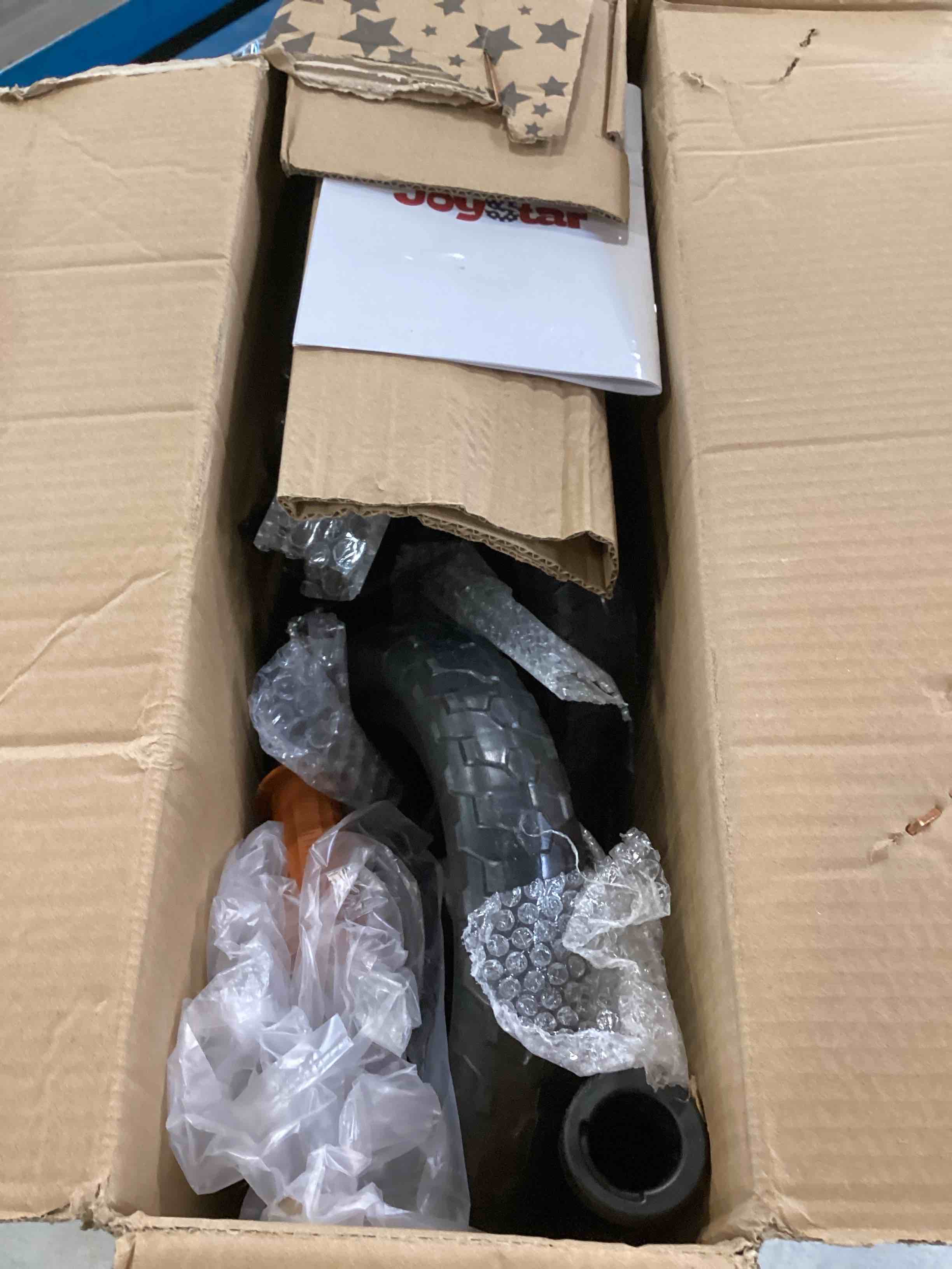 https://s3.amazonaws.com/lotting-images-prod/bidfta/BLU6858981_1721832071842.jpeg