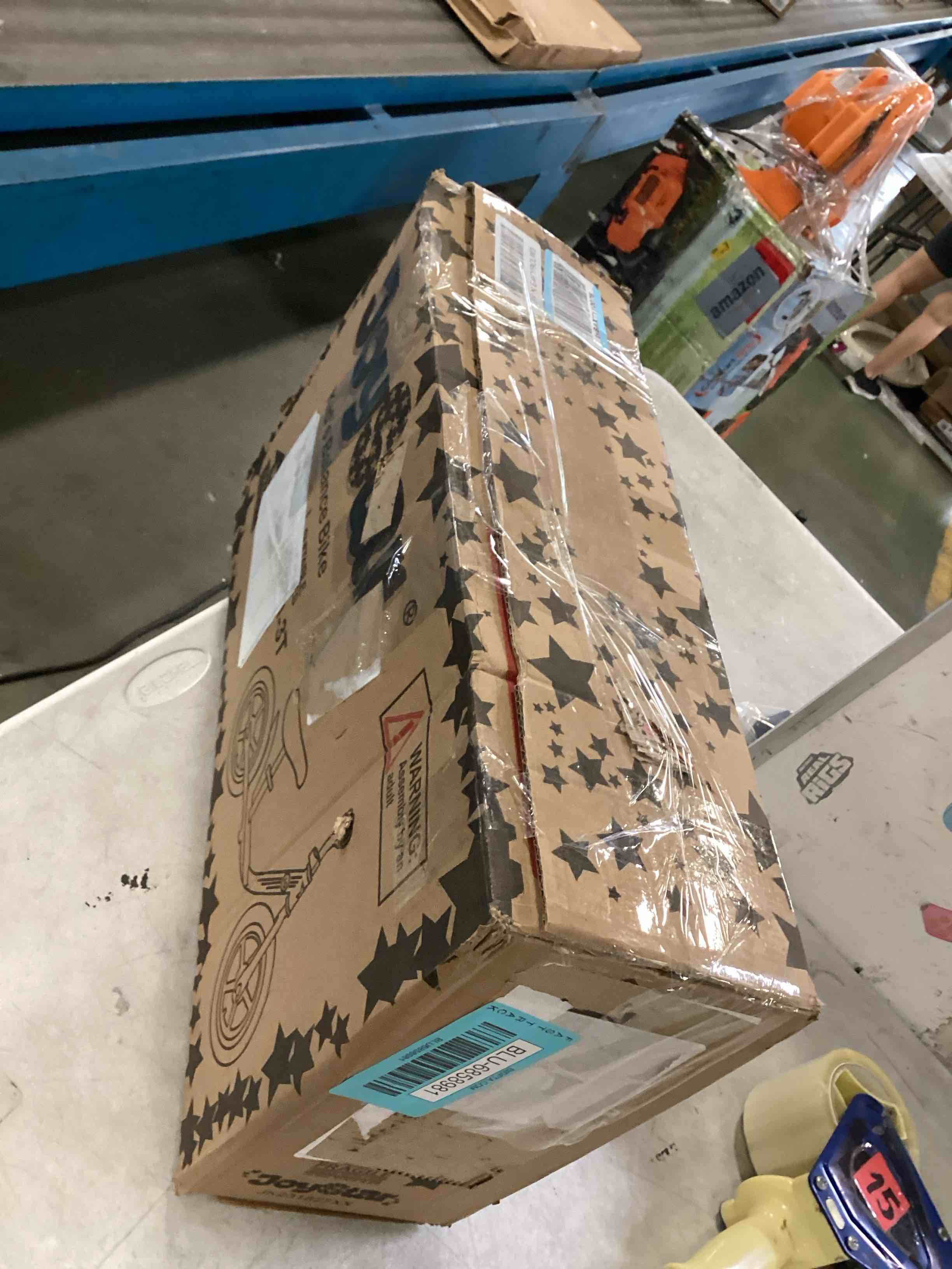 https://s3.amazonaws.com/lotting-images-prod/bidfta/BLU6858981_1721832091884.jpeg