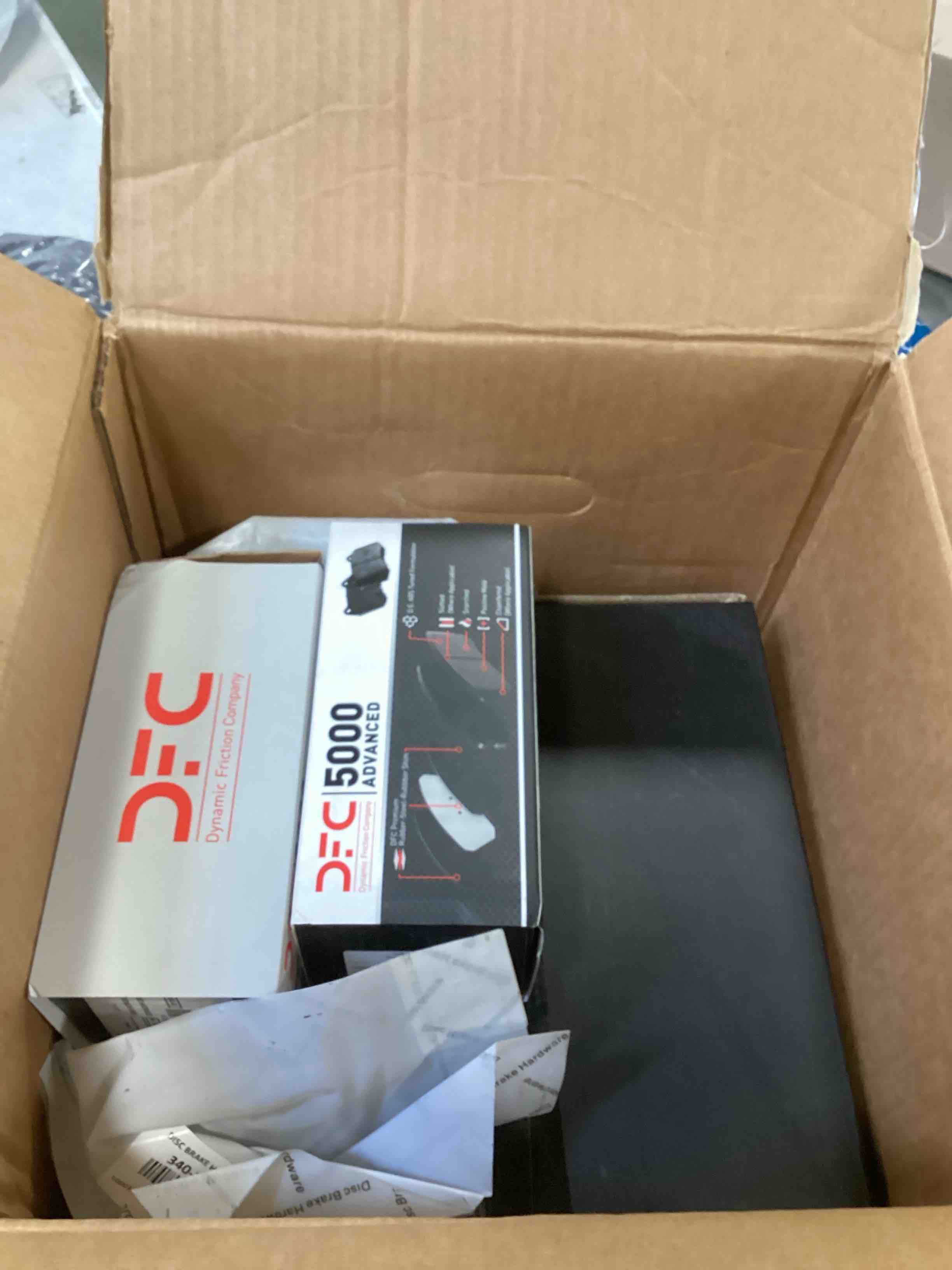 https://s3.amazonaws.com/lotting-images-prod/bidfta/BLU6859597_1722016593796.jpeg