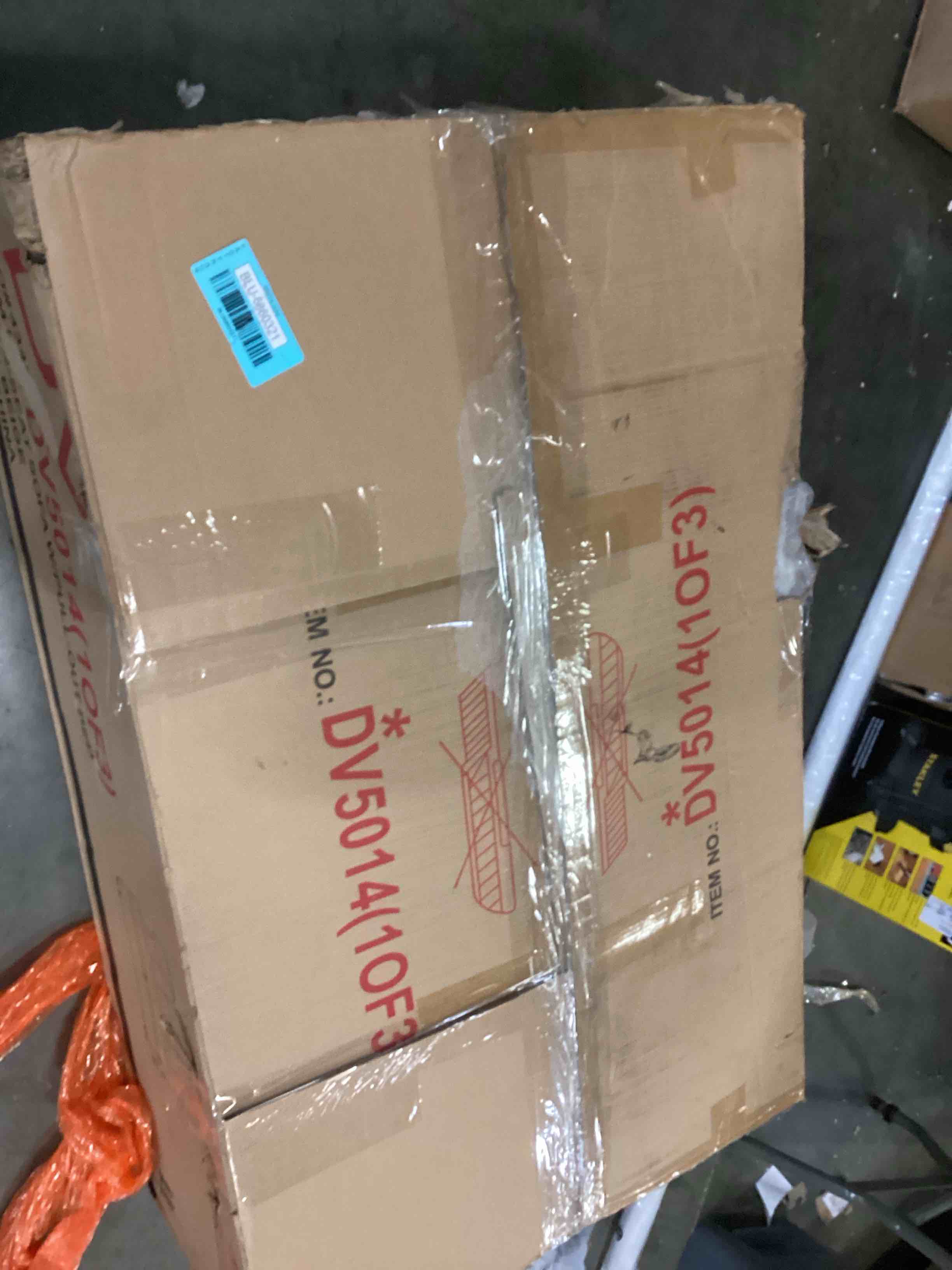 https://s3.amazonaws.com/lotting-images-prod/bidfta/BLU6860321_1731005593171.jpeg