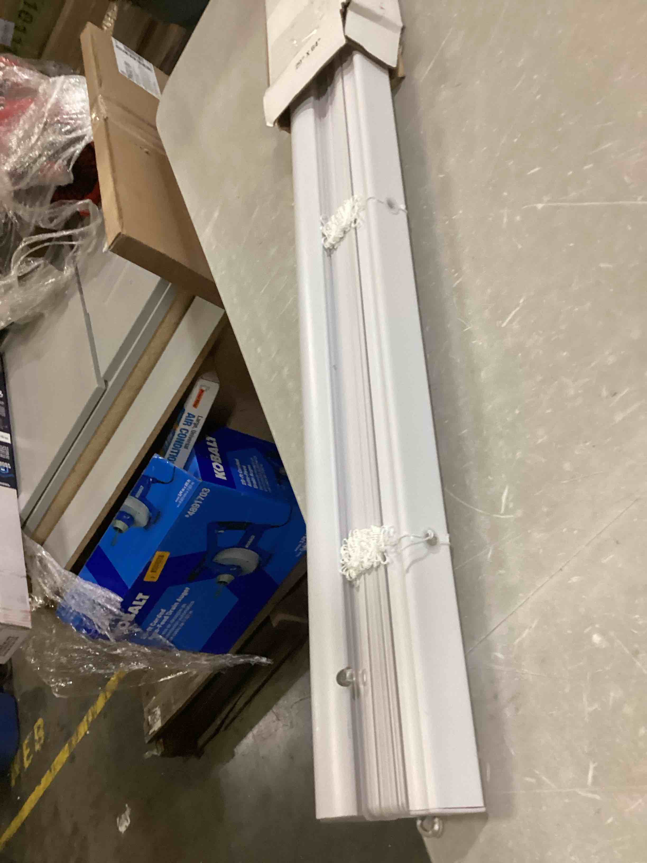 https://s3.amazonaws.com/lotting-images-prod/bidfta/BLU6860914_1731953370092.jpeg