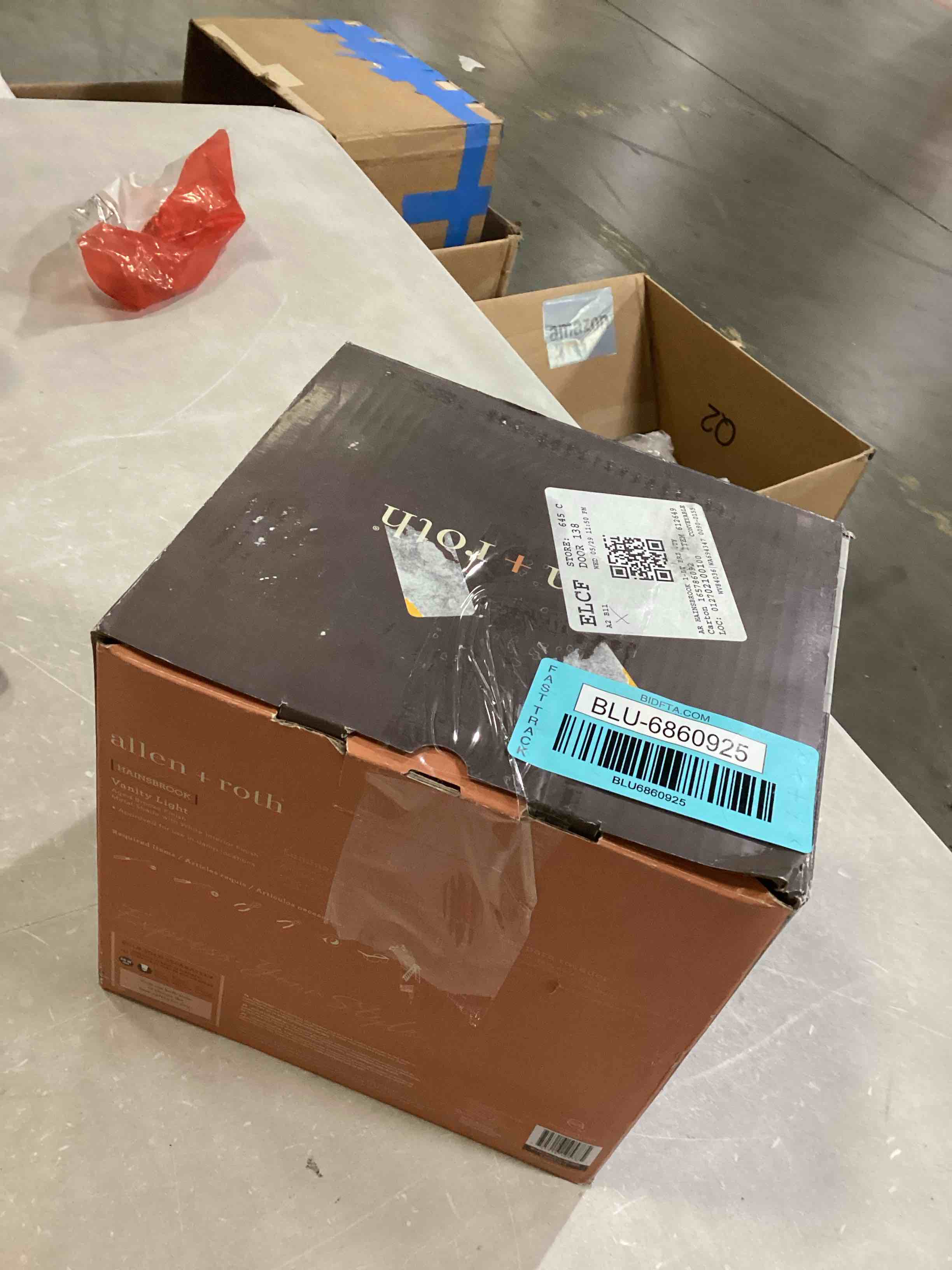 https://s3.amazonaws.com/lotting-images-prod/bidfta/BLU6860925_1731959181407.jpeg