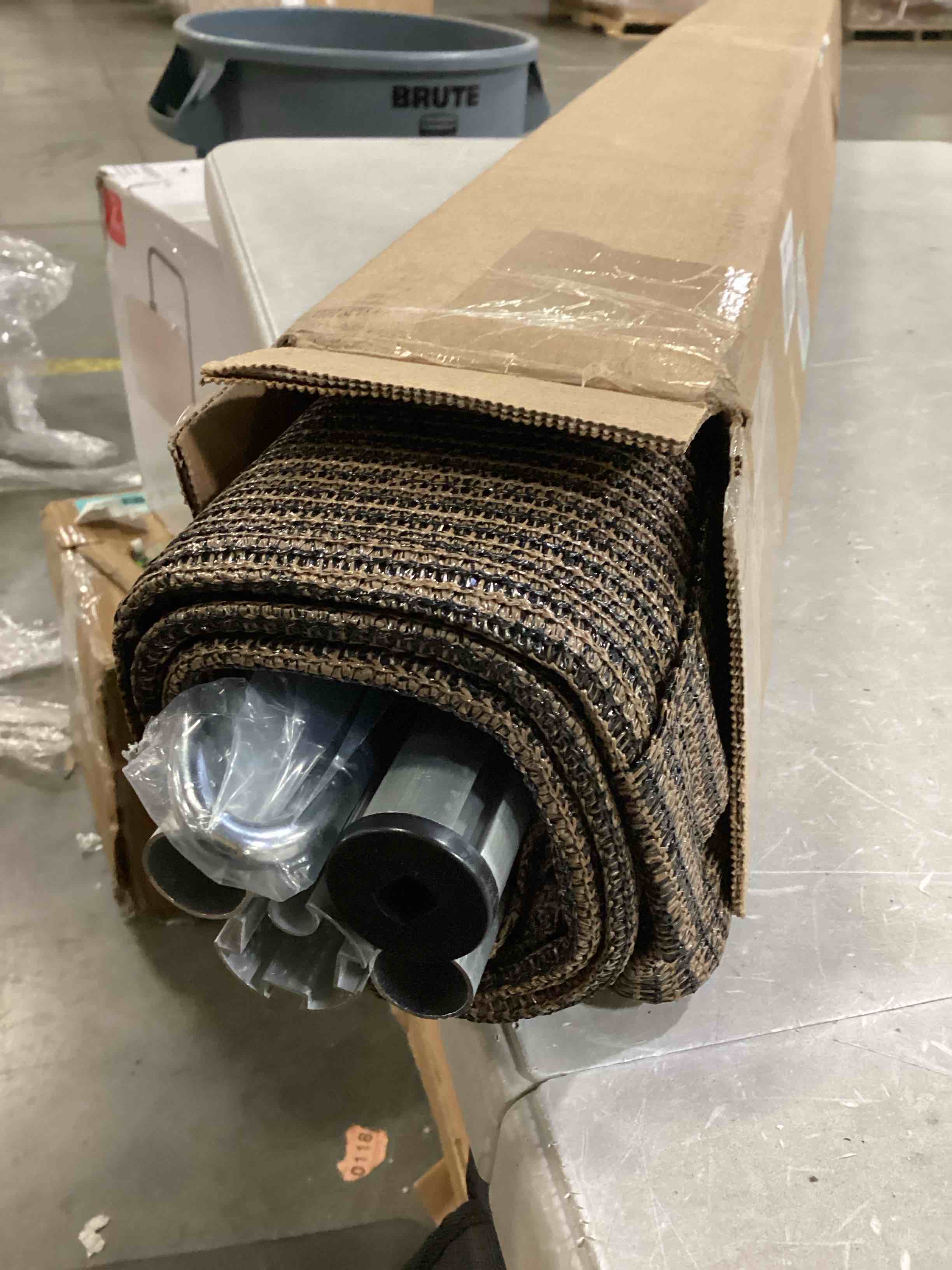 https://s3.amazonaws.com/lotting-images-prod/bidfta/BLU6861076_1732113605780.jpeg