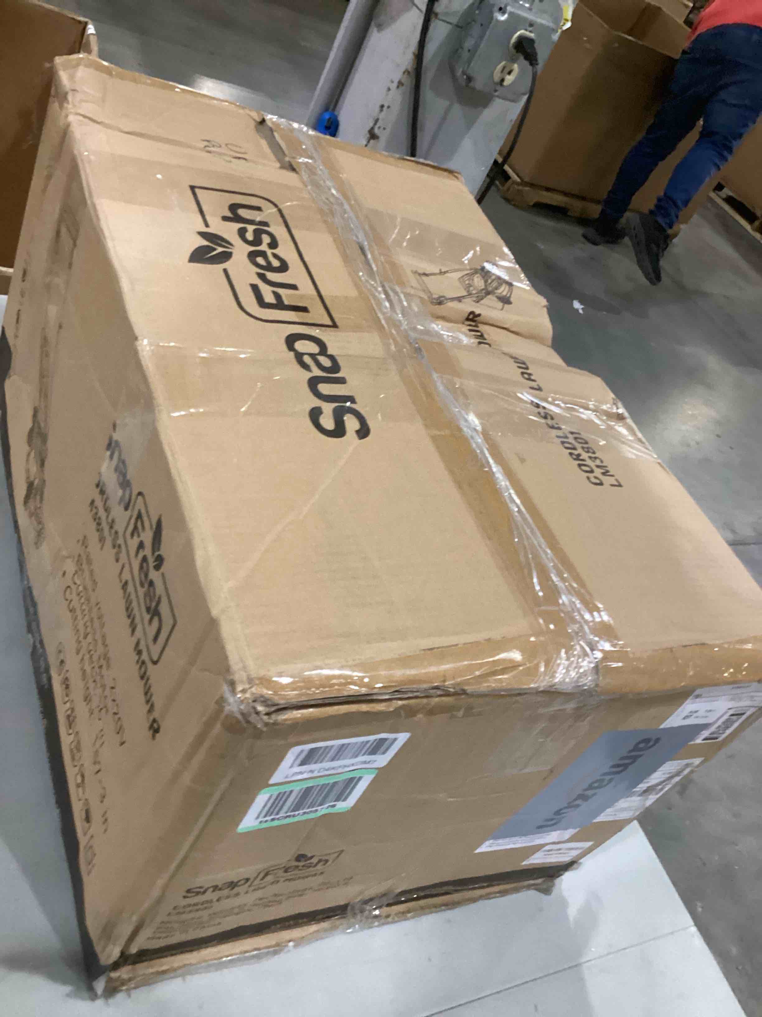https://s3.amazonaws.com/lotting-images-prod/bidfta/BLU6861561_1730213633373.jpeg